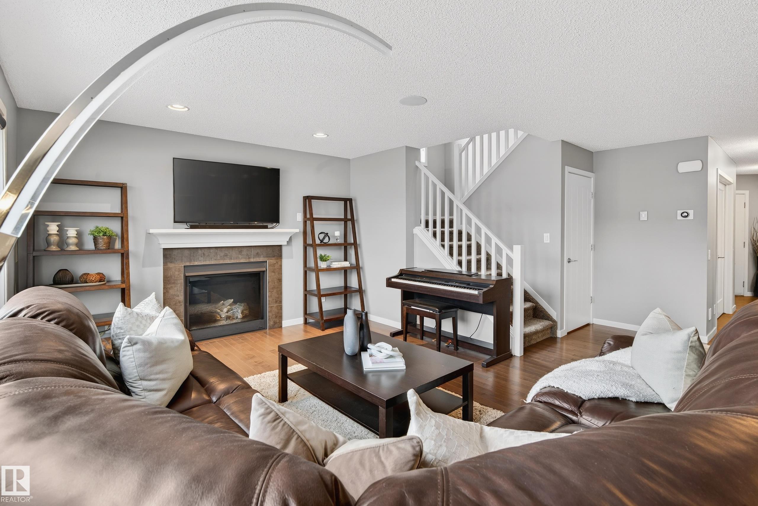 Picture for 21711 85 AV NW