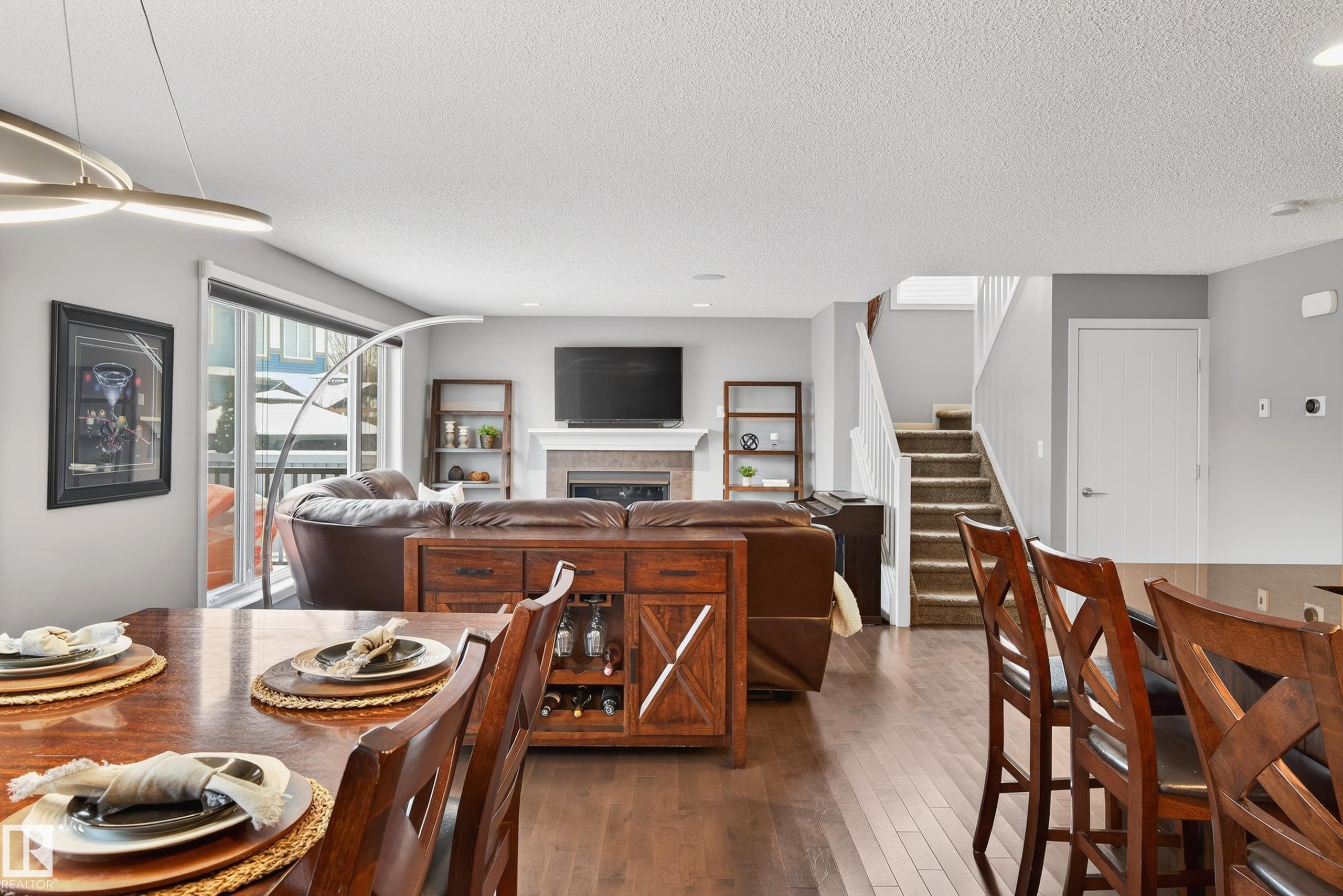 Picture for 21711 85 AV NW