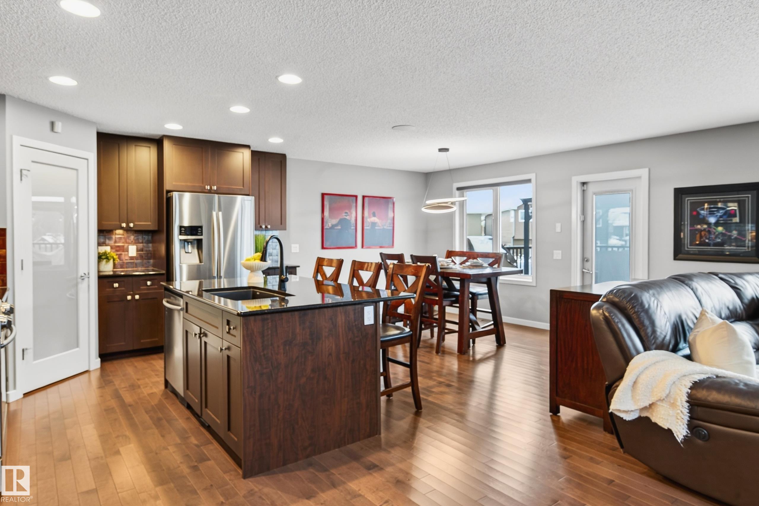 Picture for 21711 85 AV NW