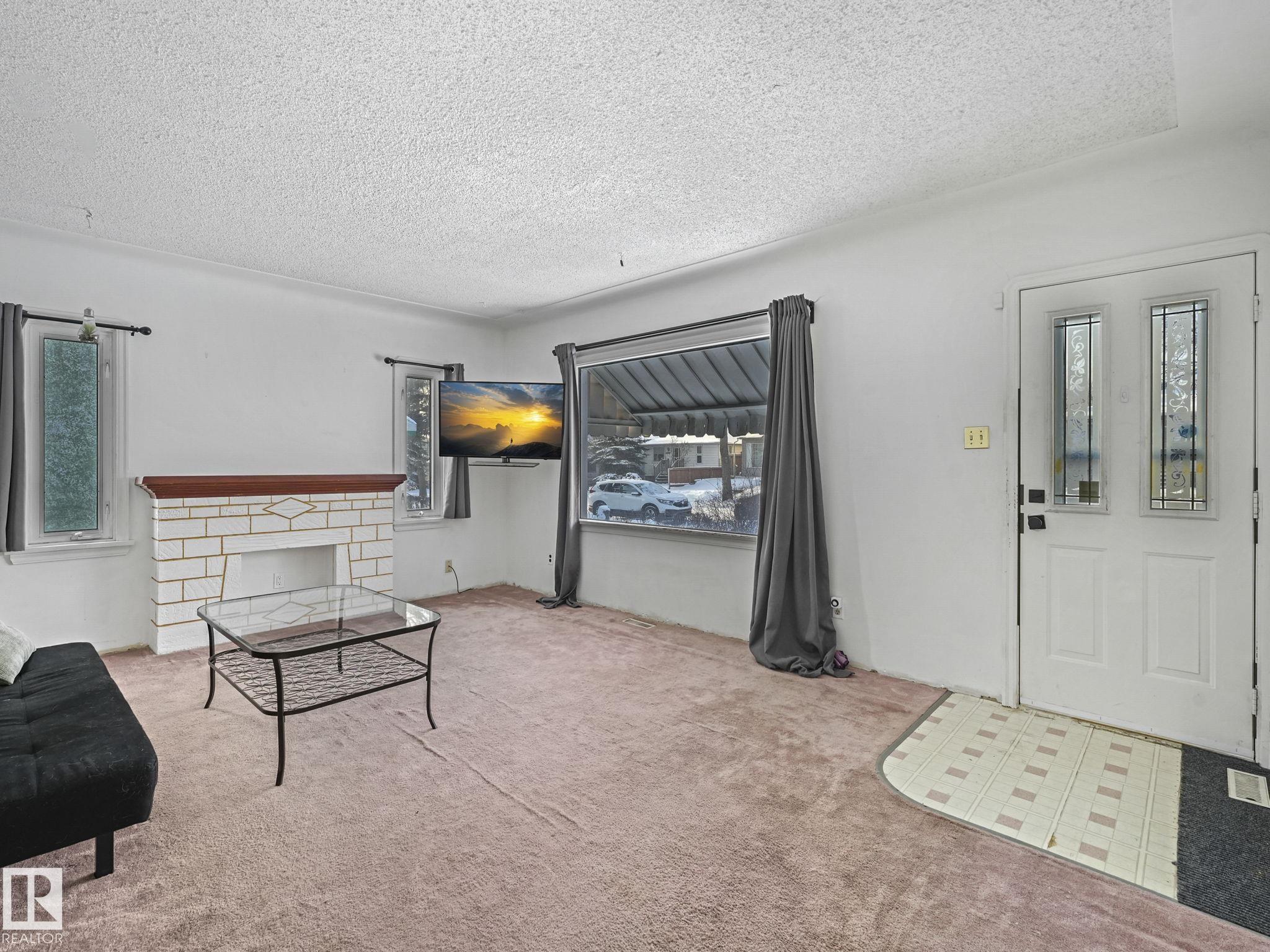 Picture for 11927 68 ST NW