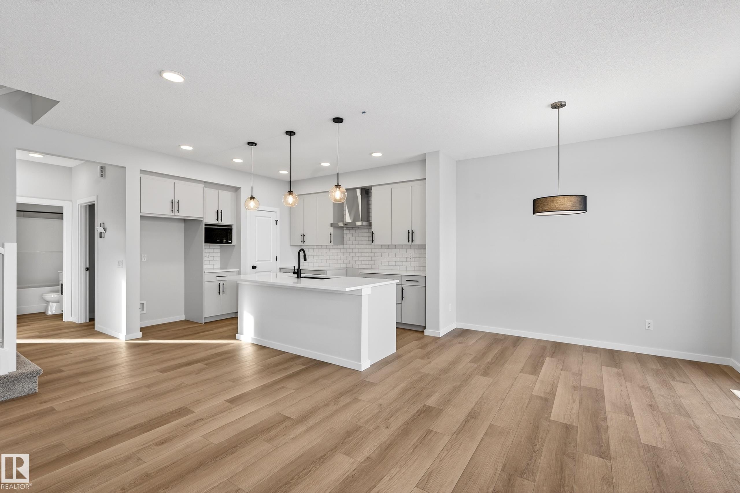 Picture for 2251 194 ST NW