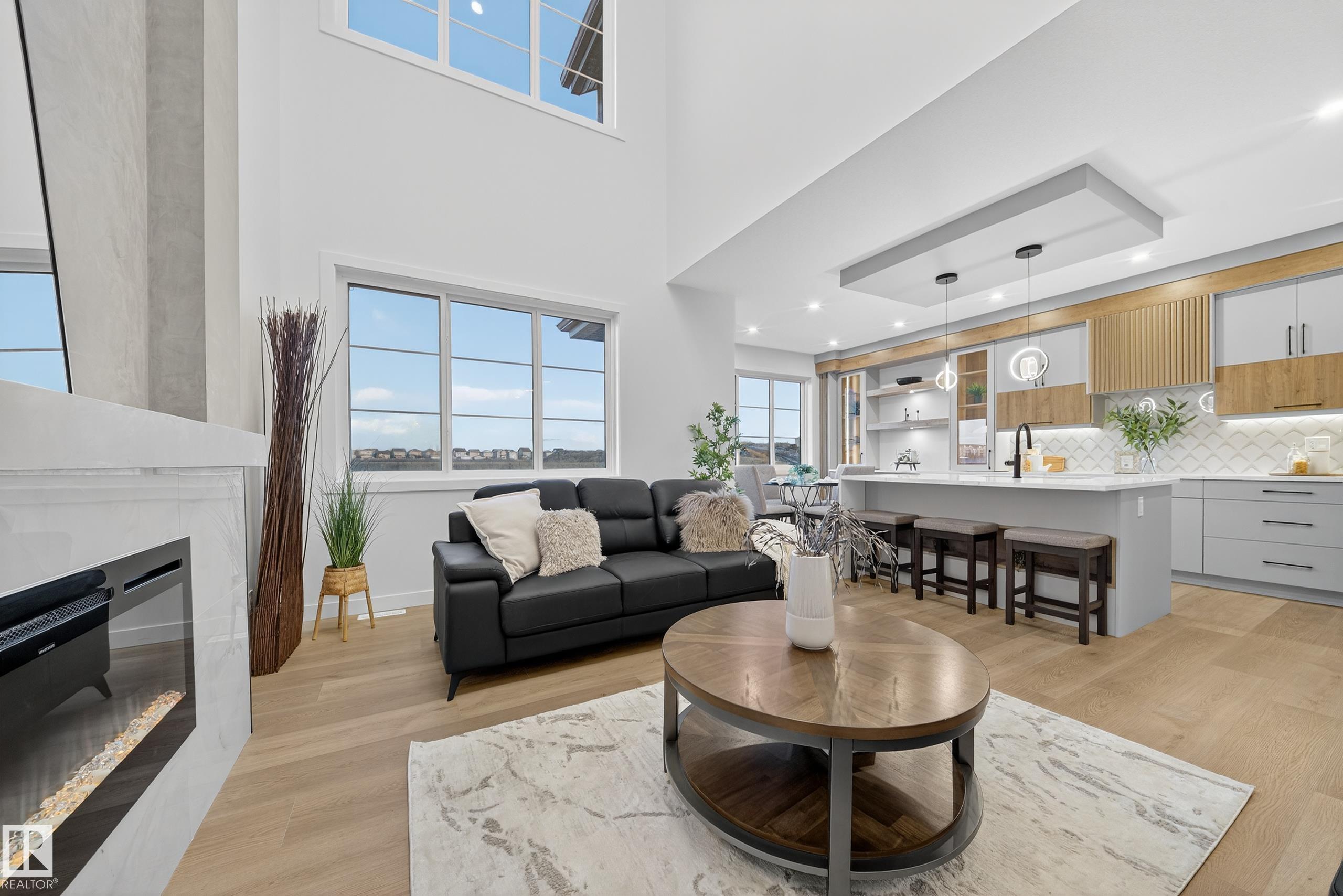 208 Crystal Creek Drive, Crystal Creek, Leduc