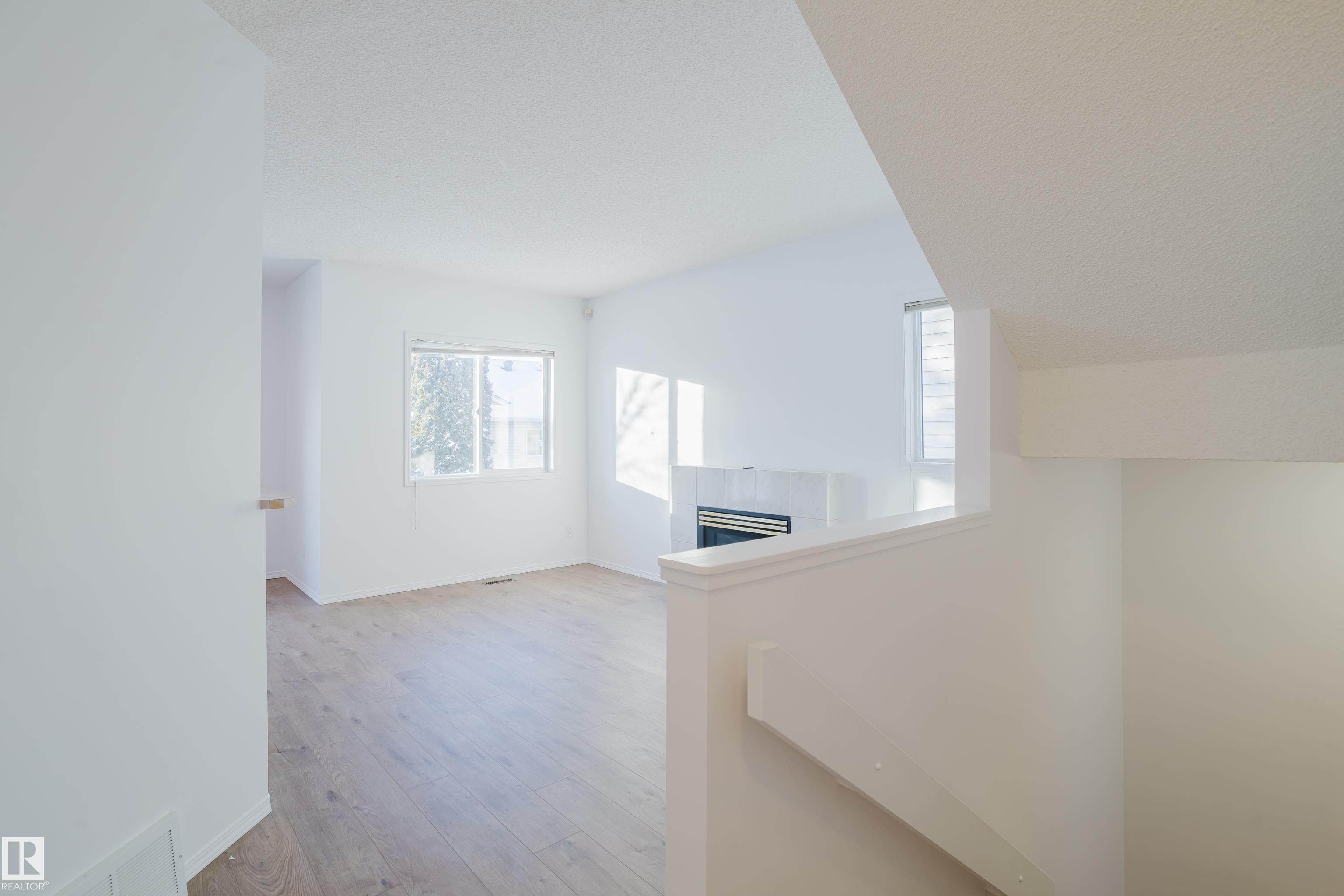 Picture for #57 843 YOUVILLE DR W NW