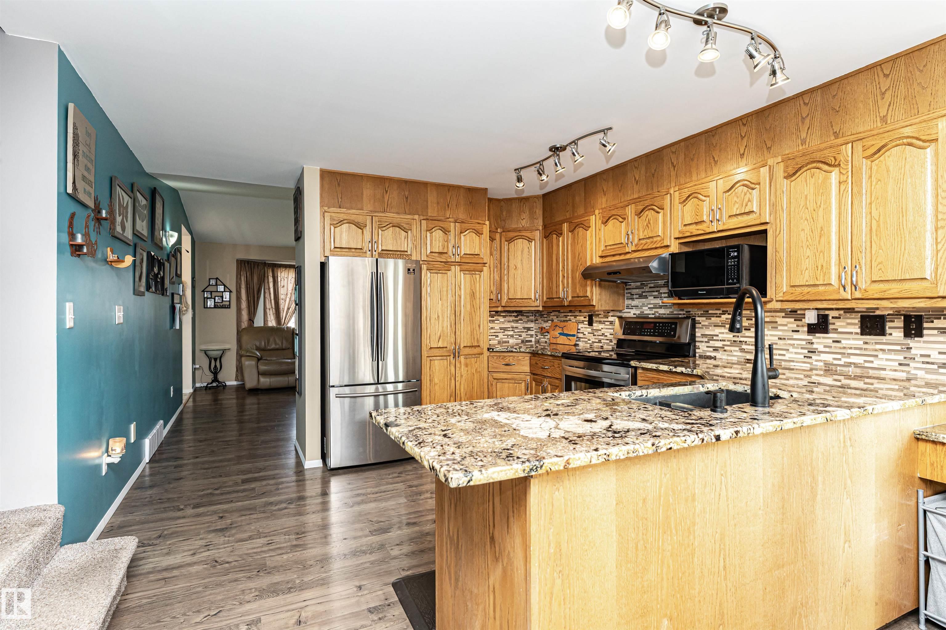 Photo 14 at 9007 102 Avenue, Sunshine Estates, Morinville