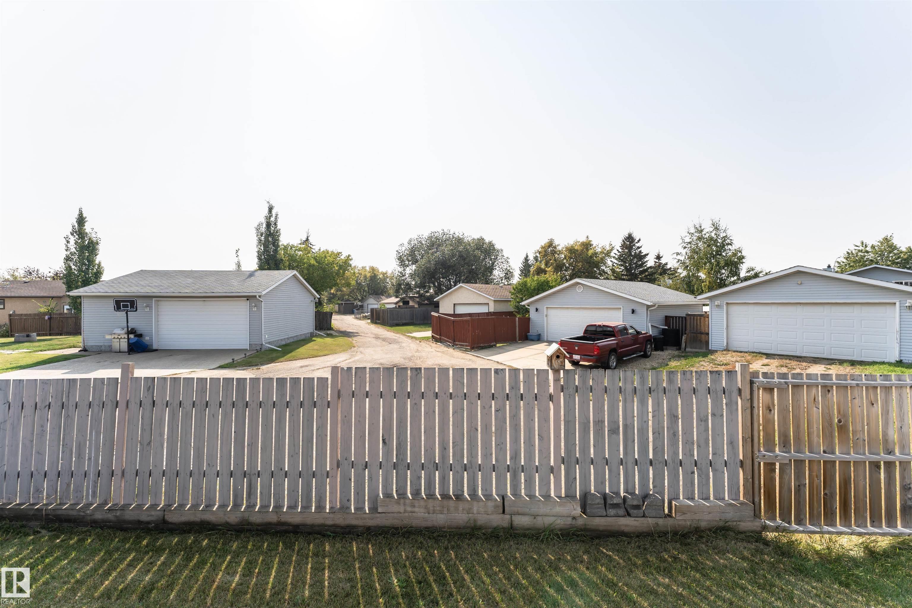 Photo 60 at 9007 102 Avenue, Sunshine Estates, Morinville
