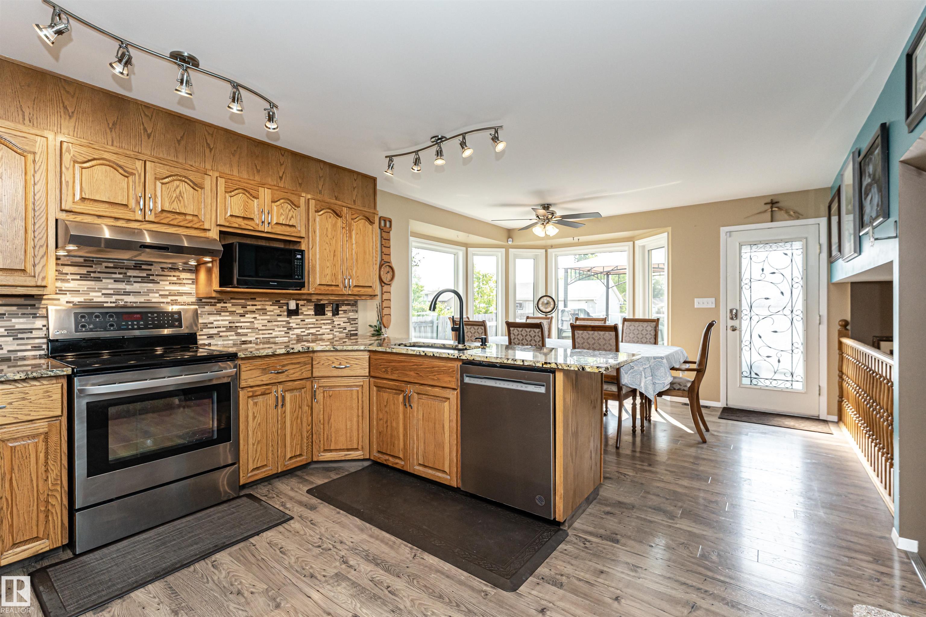 Photo 10 at 9007 102 Avenue, Sunshine Estates, Morinville