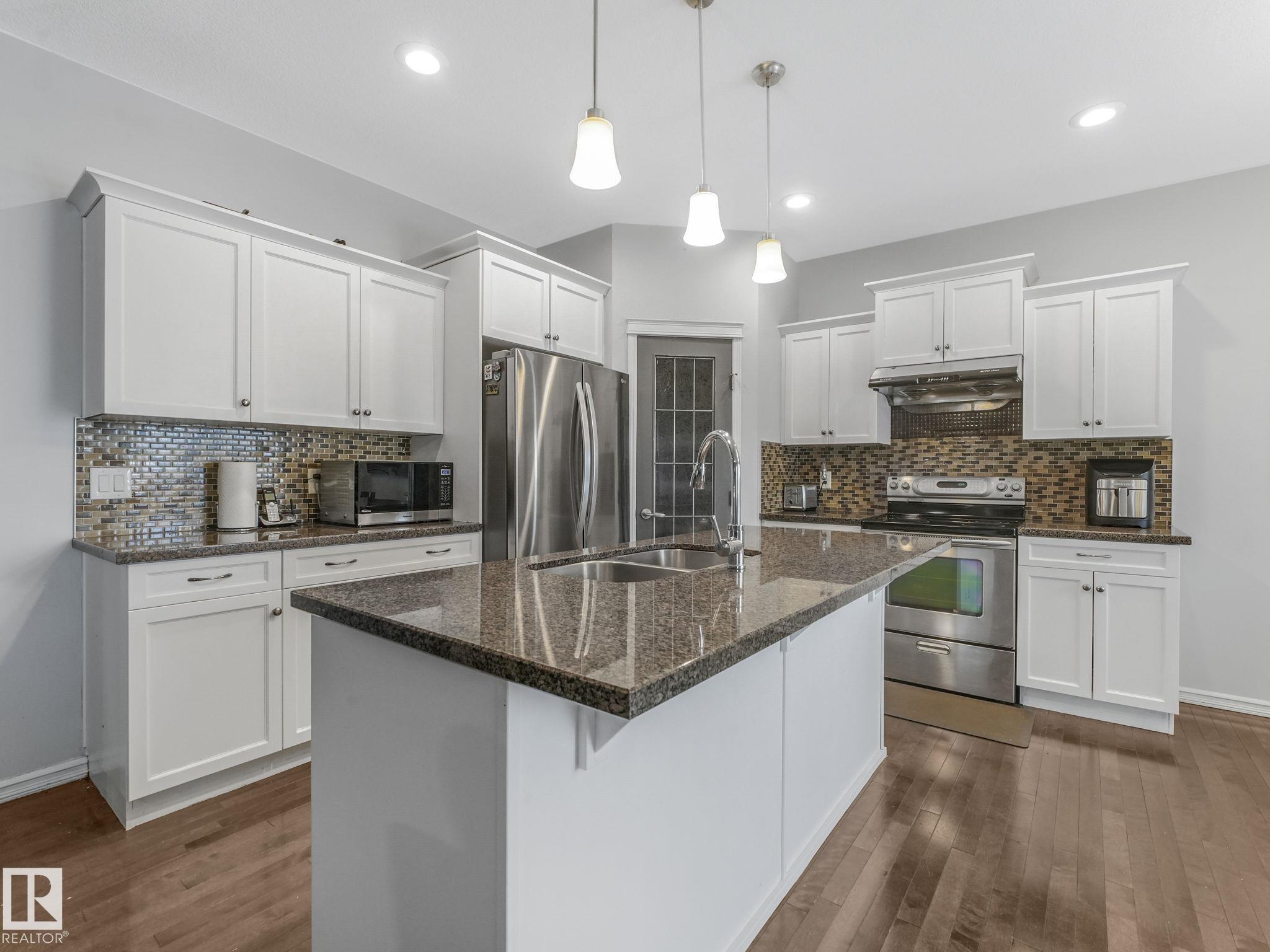 Photo 12 at 540 59 Street SW, Charlesworth, Edmonton