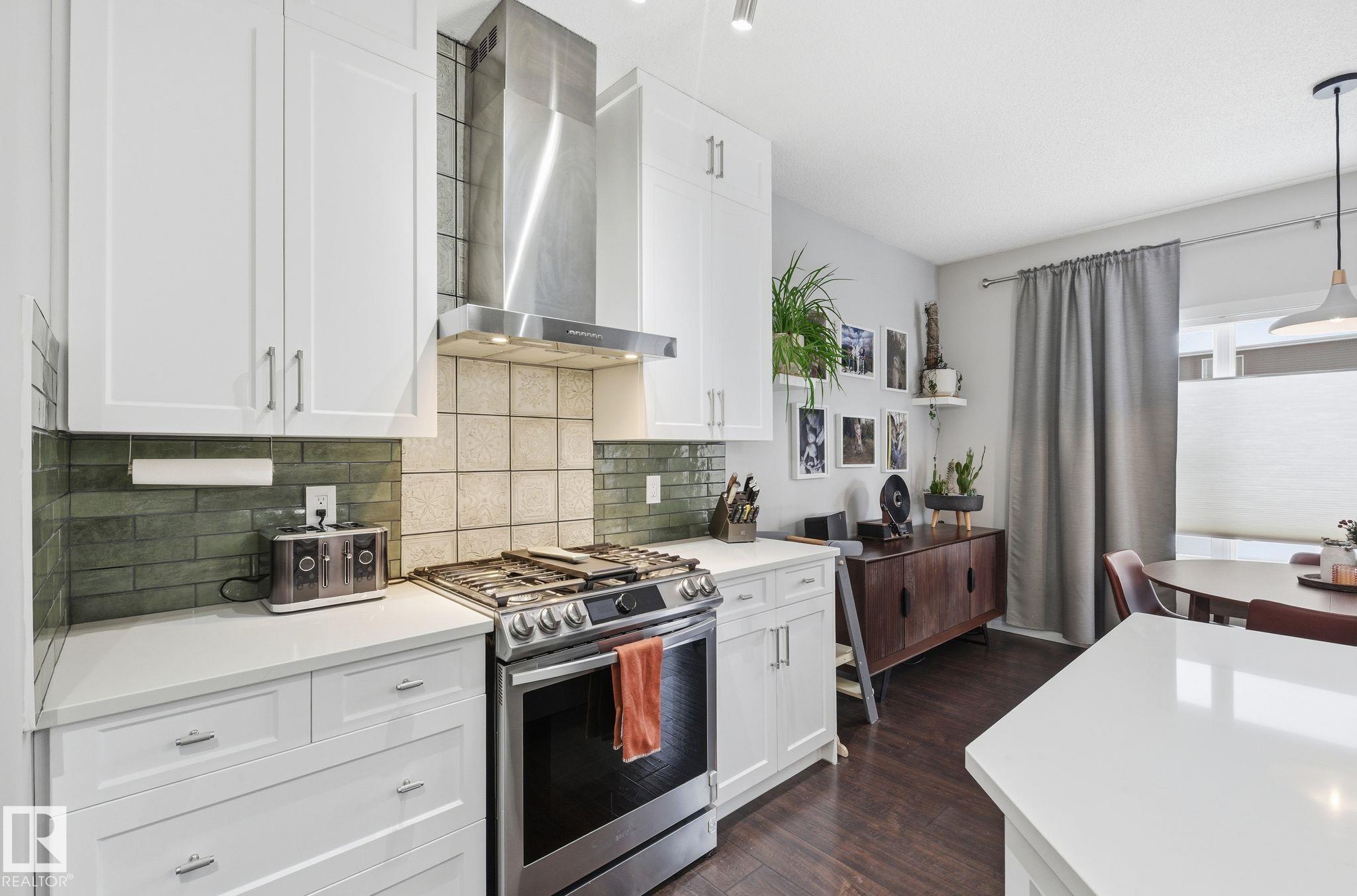 Photo 16 at 8209 14 Avenue SW, Summerside, Edmonton