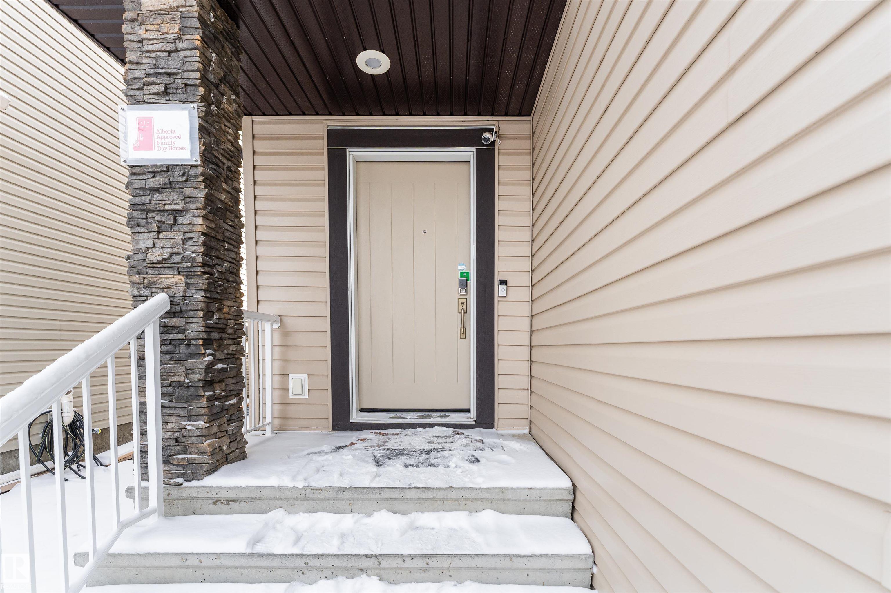 Picture for 15863 10 AV SW