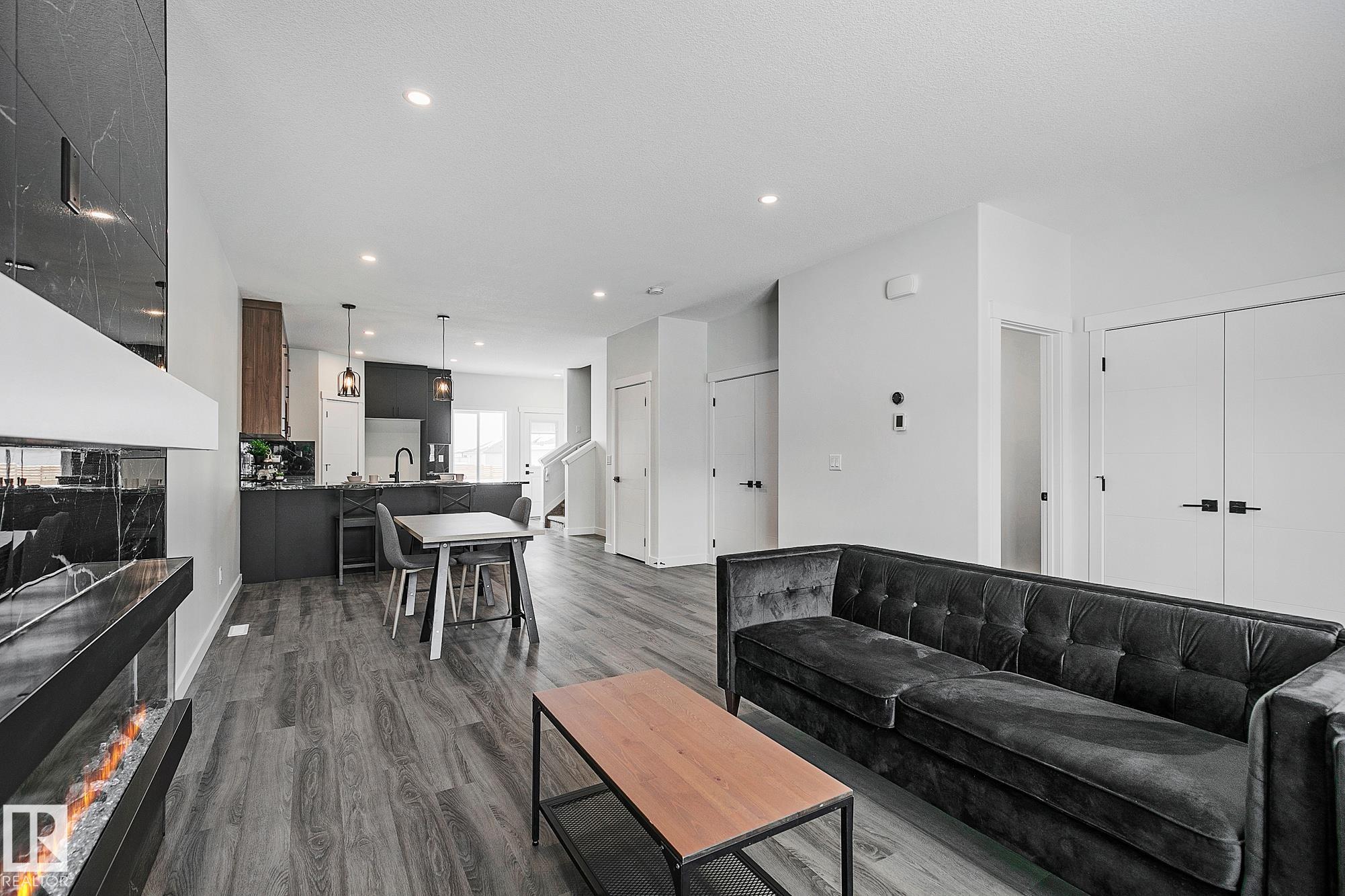 9831 107a Avenue, Morinville