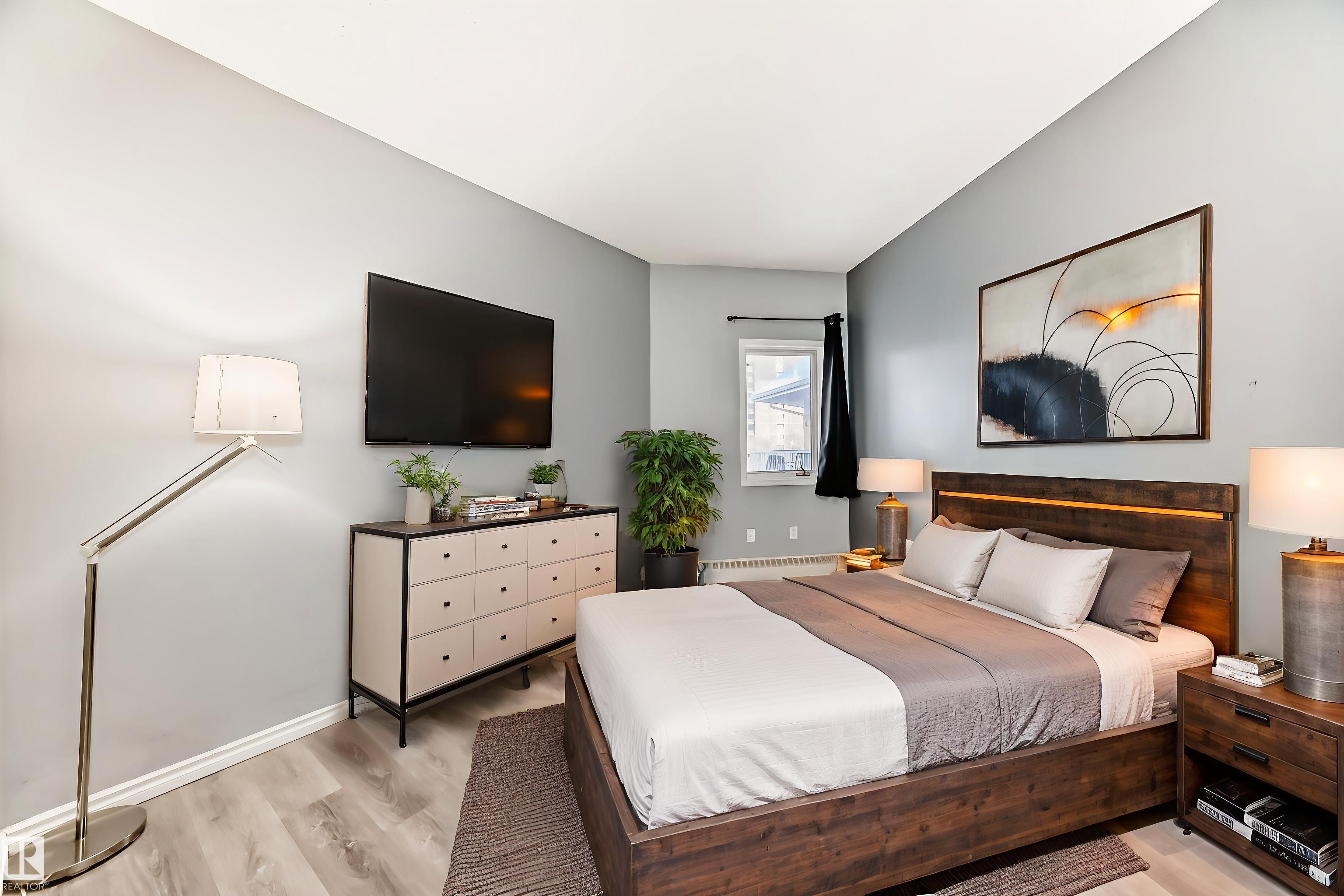 Photo 7 at 507 - 11716 100 Avenue NW, Wîhkwêntôwin, Edmonton