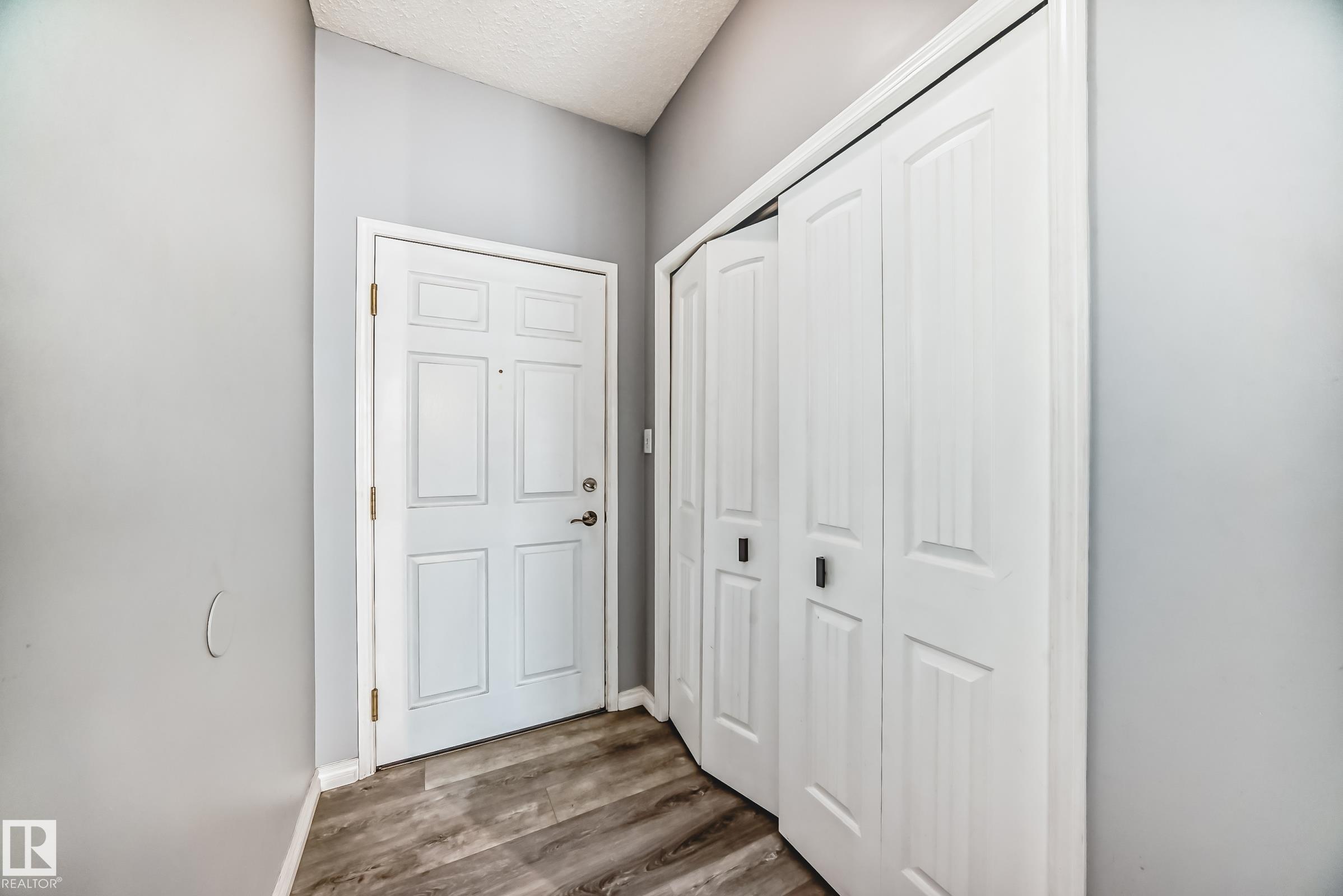 Photo 10 at 507 - 11716 100 Avenue NW, Wîhkwêntôwin, Edmonton