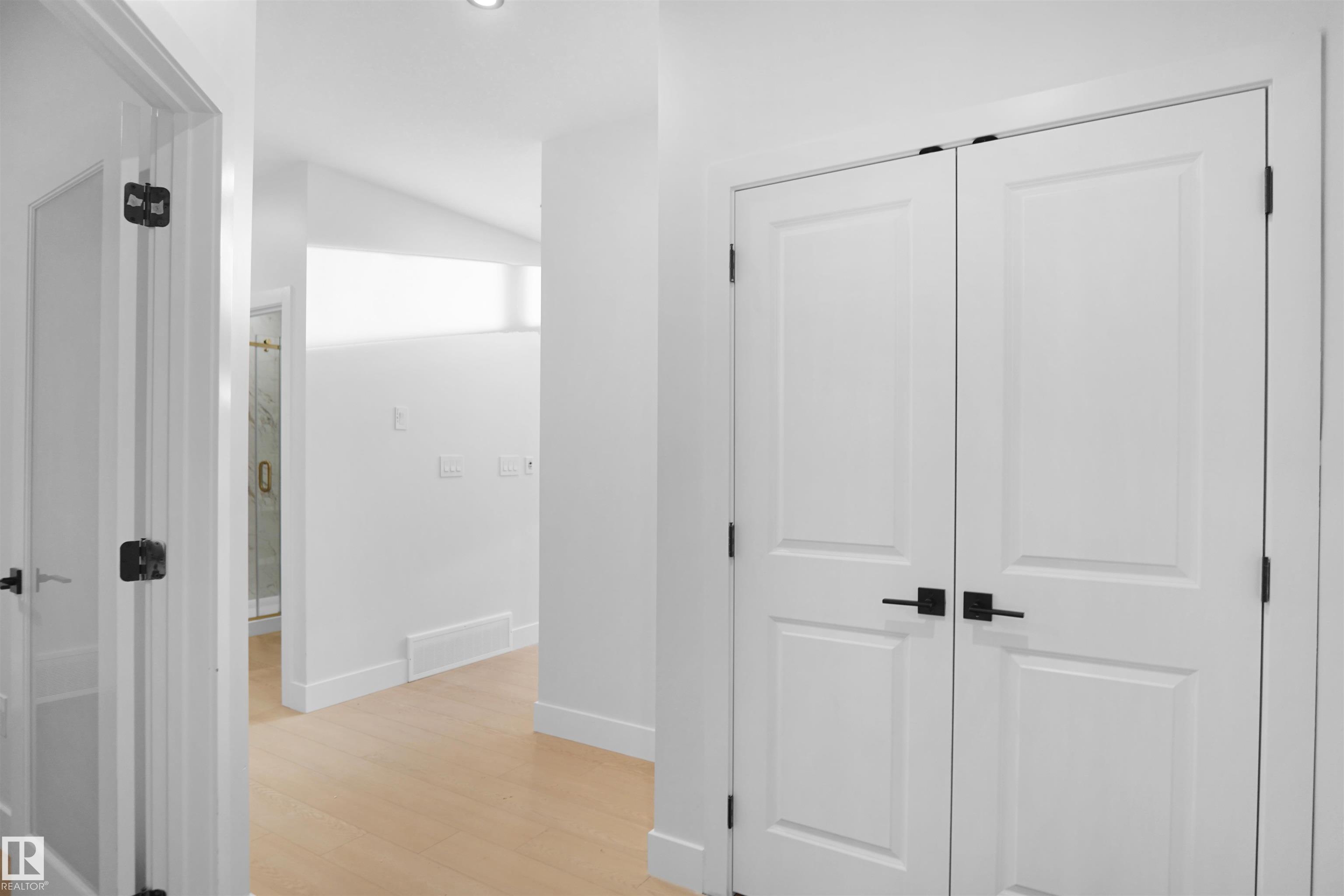 Picture for 6224 29 AV SW