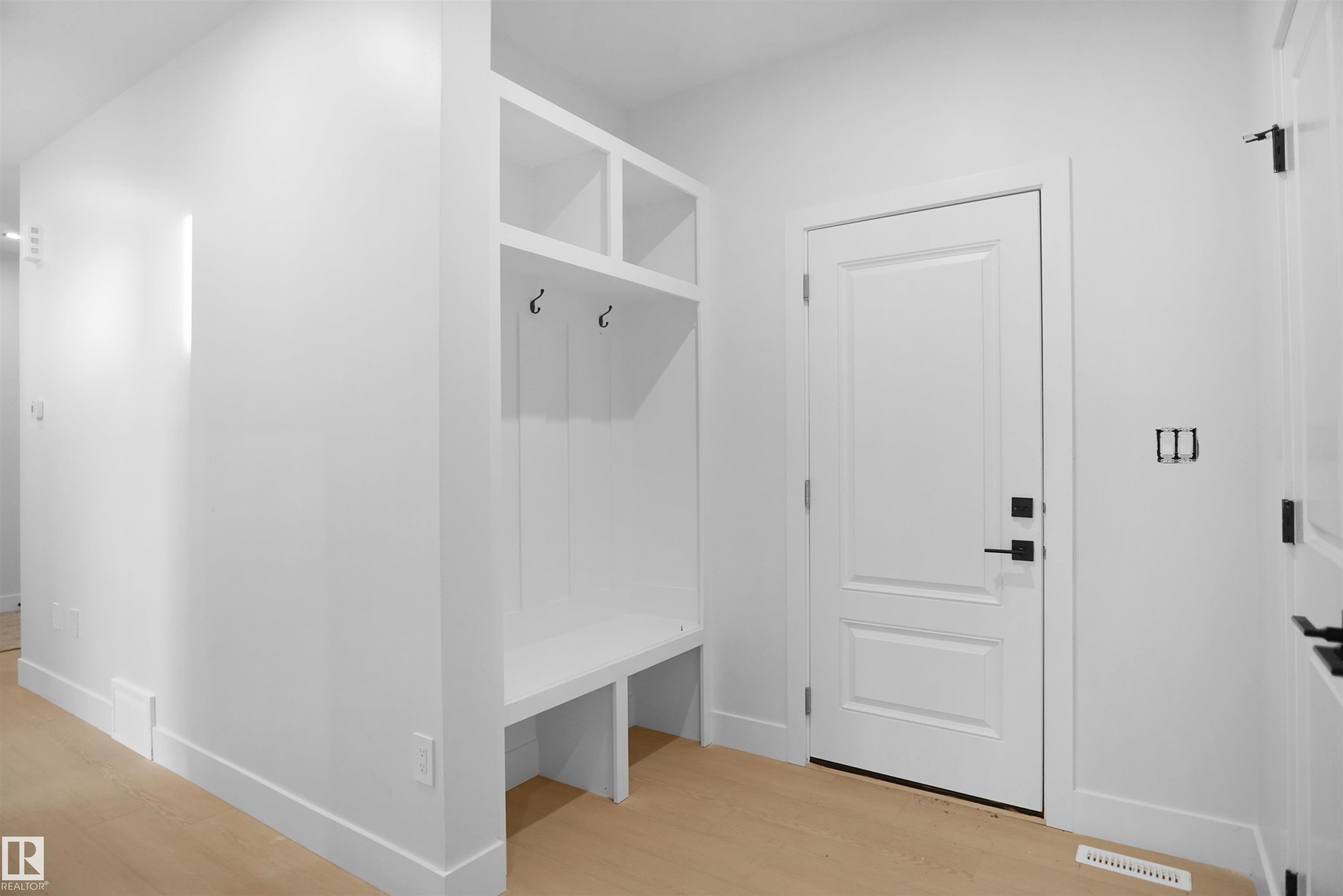 Picture for 6224 29 AV SW