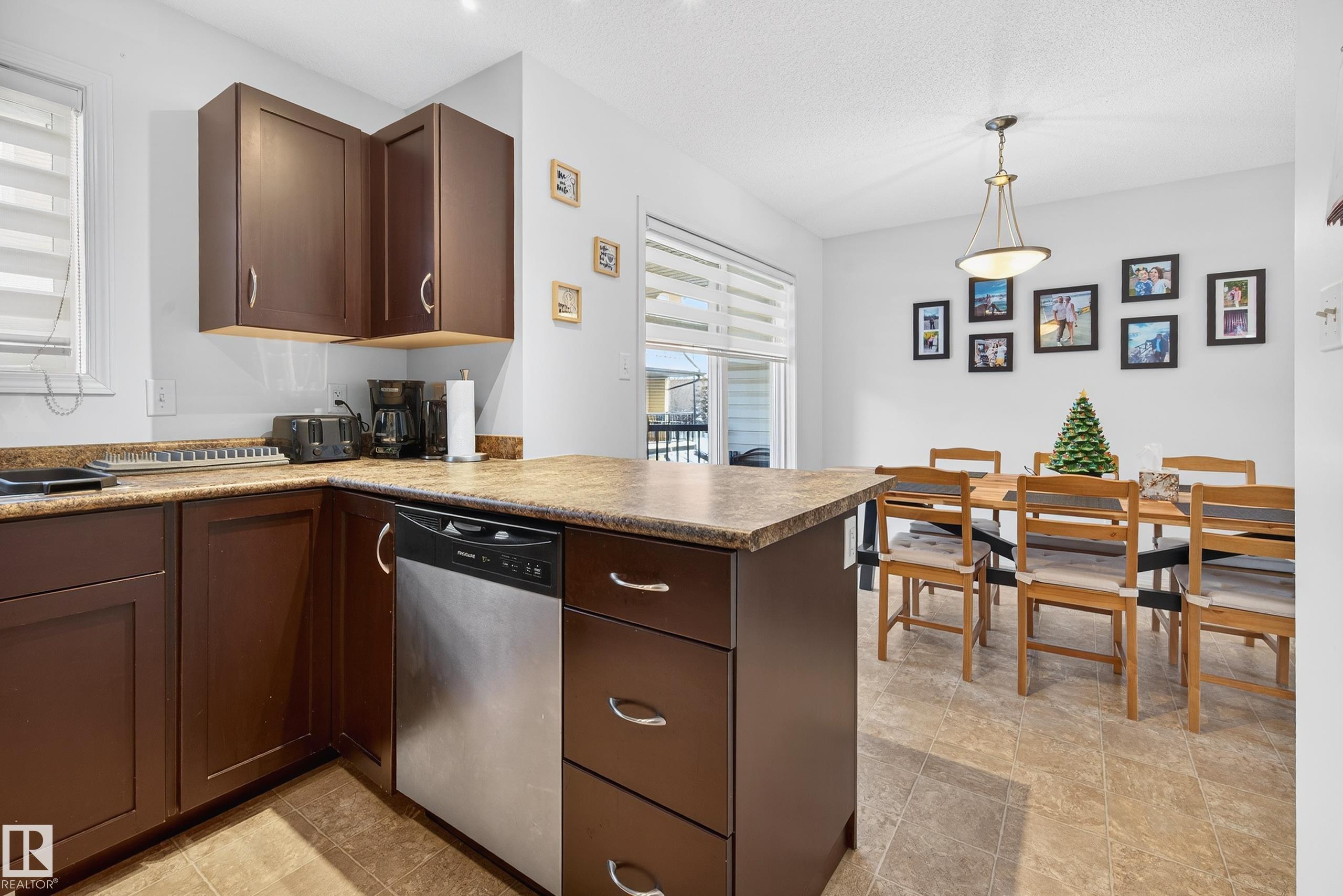 Photo 13 at 52 - 12004 22 Avenue SW, Rutherford, Edmonton