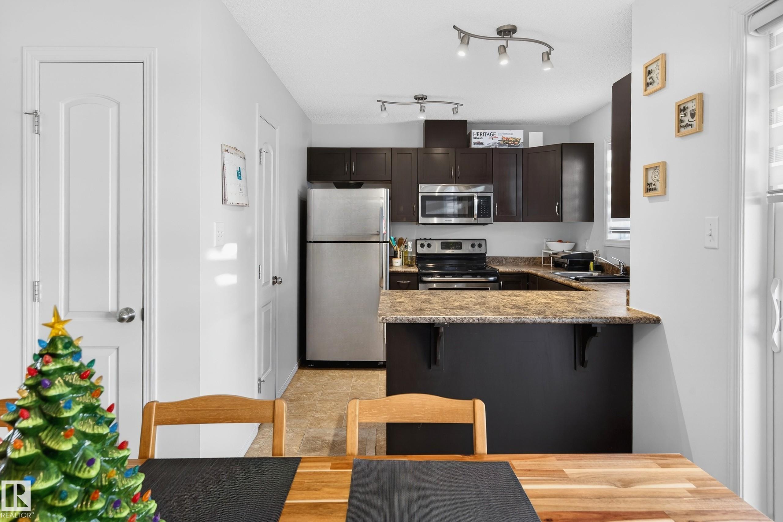 Photo 9 at 52 - 12004 22 Avenue SW, Rutherford, Edmonton