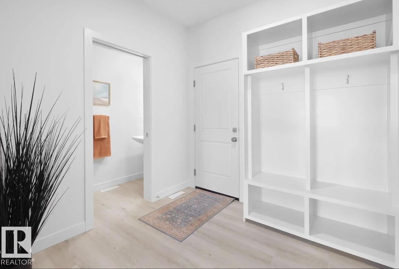 Picture for 22376 90 AV NW