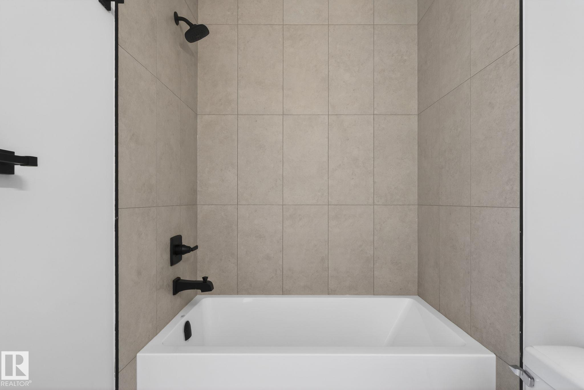 Photo 34 at 124 Pierwyck Loop, Fenwyck, Spruce Grove