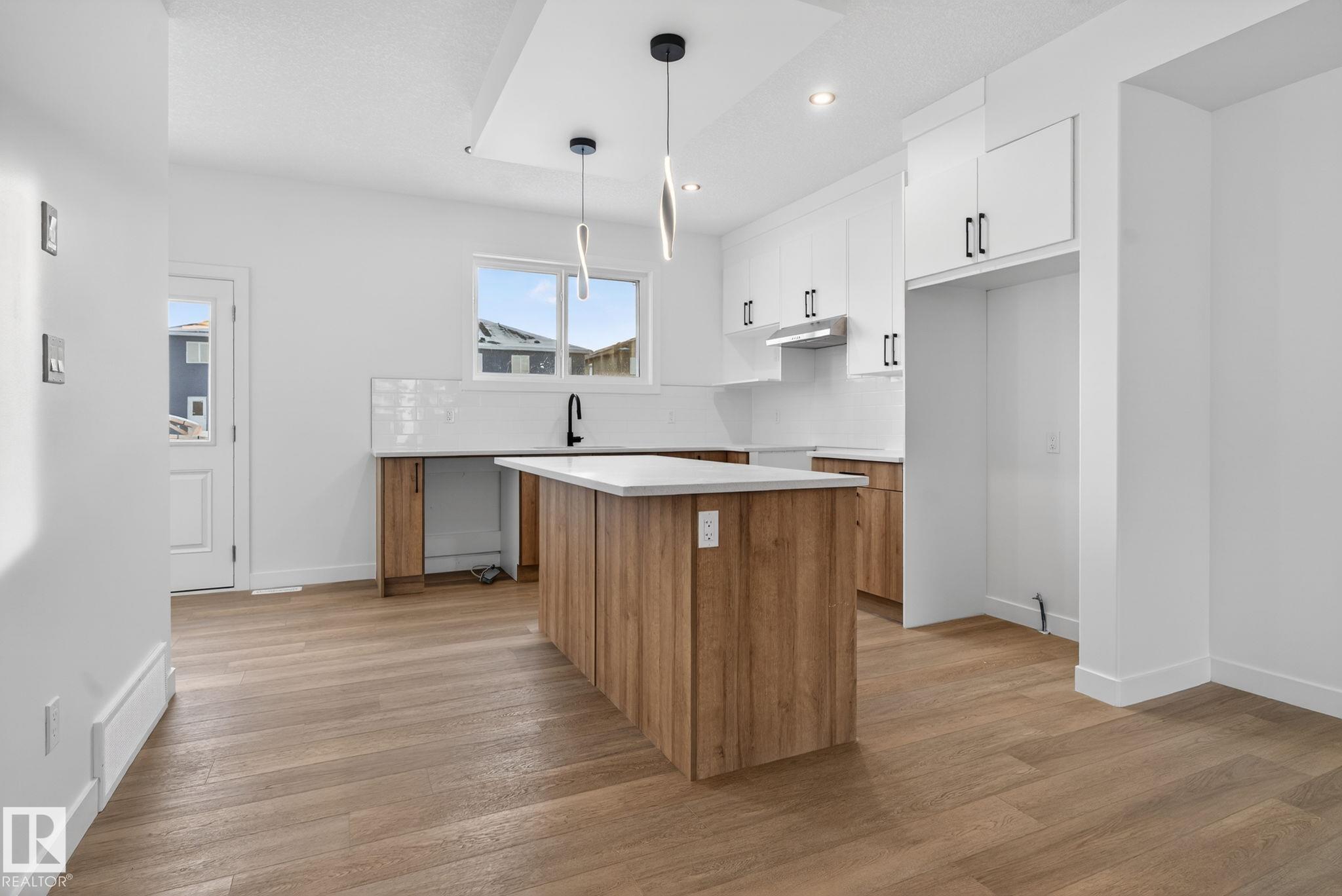 Photo 8 at 124 Pierwyck Loop, Fenwyck, Spruce Grove