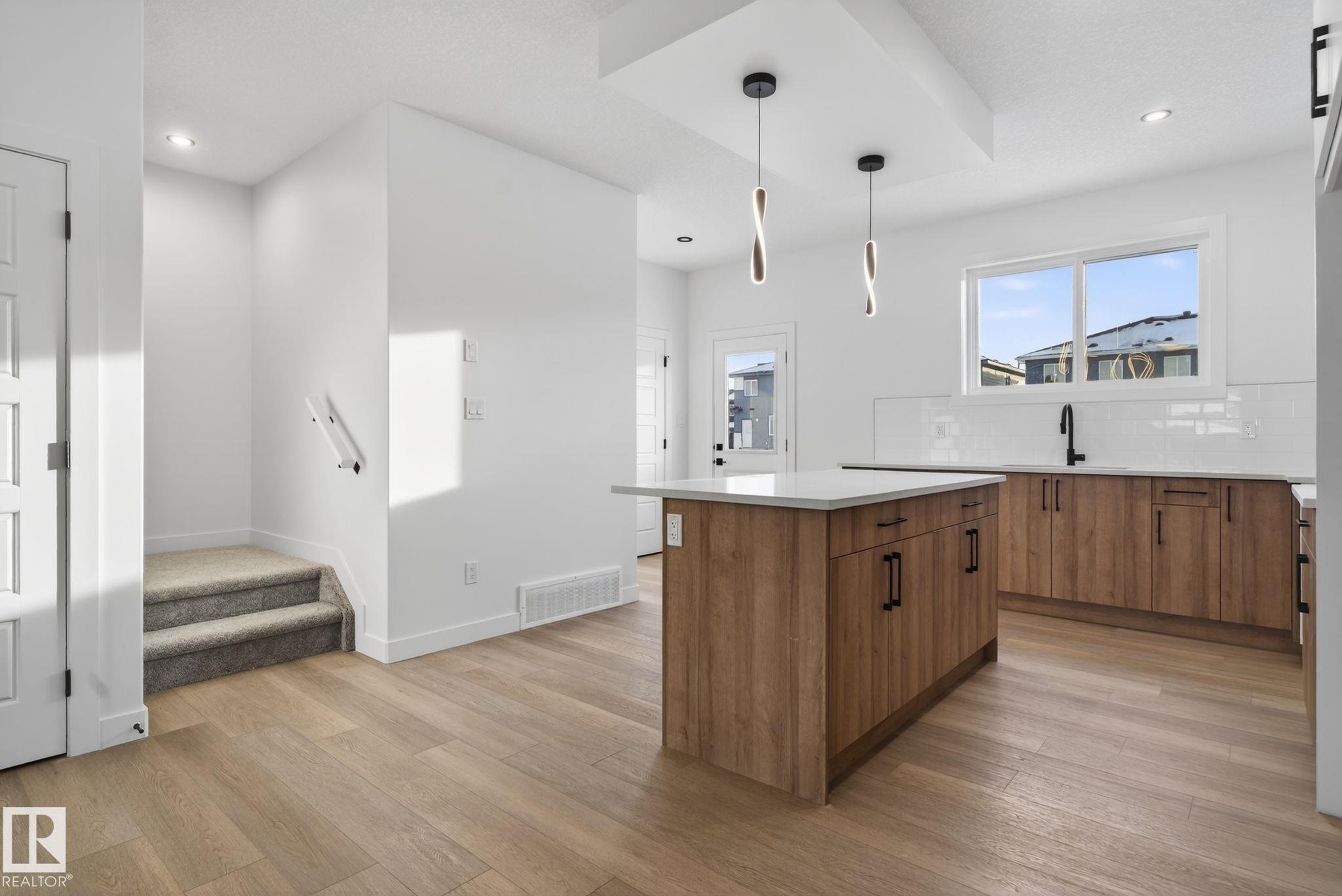 Photo 10 at 124 Pierwyck Loop, Fenwyck, Spruce Grove