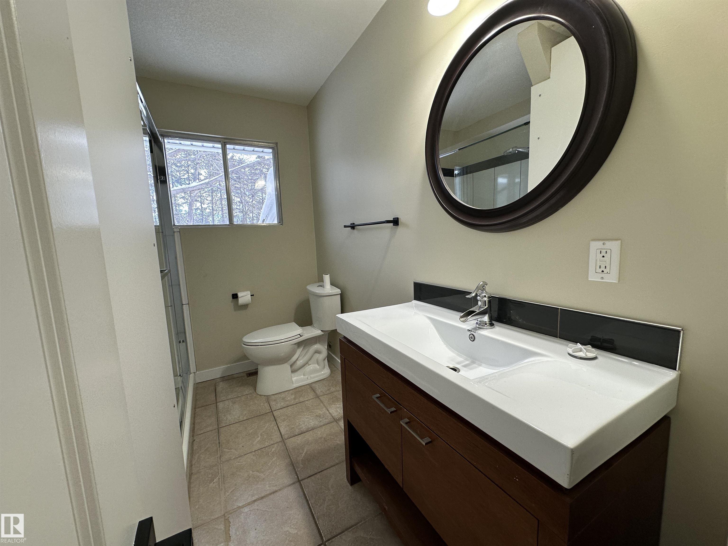 Photo 17 at 5203 51a Avenue, None, Rural Sturgeon County