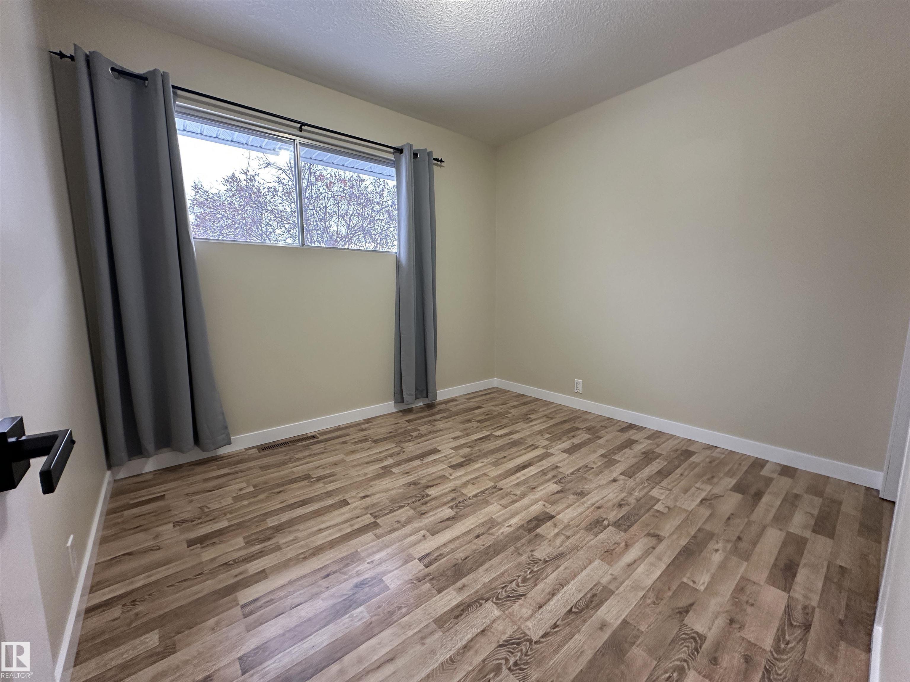 Photo 30 at 5203 51a Avenue, None, Rural Sturgeon County