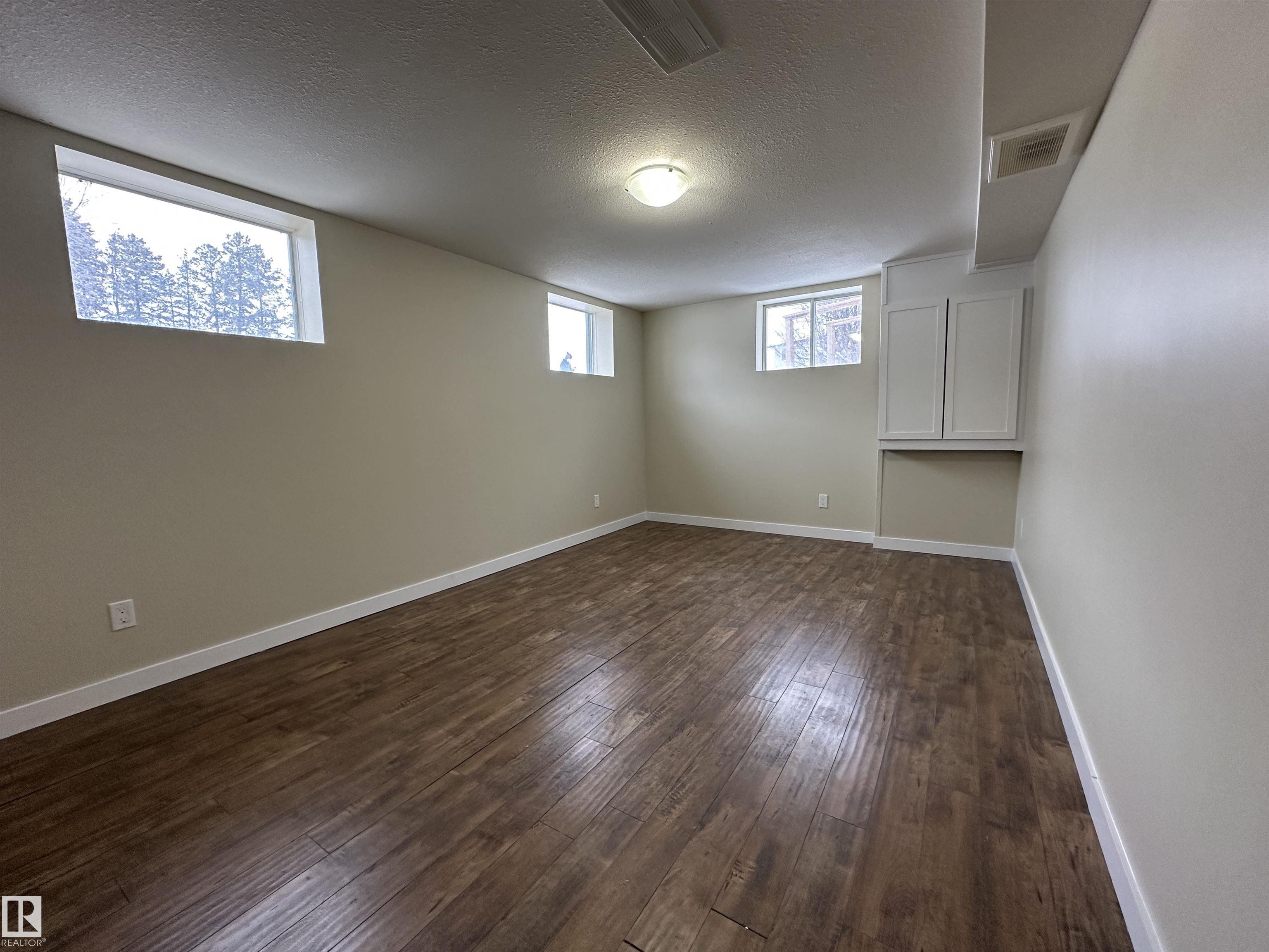 Photo 43 at 5203 51a Avenue, None, Rural Sturgeon County