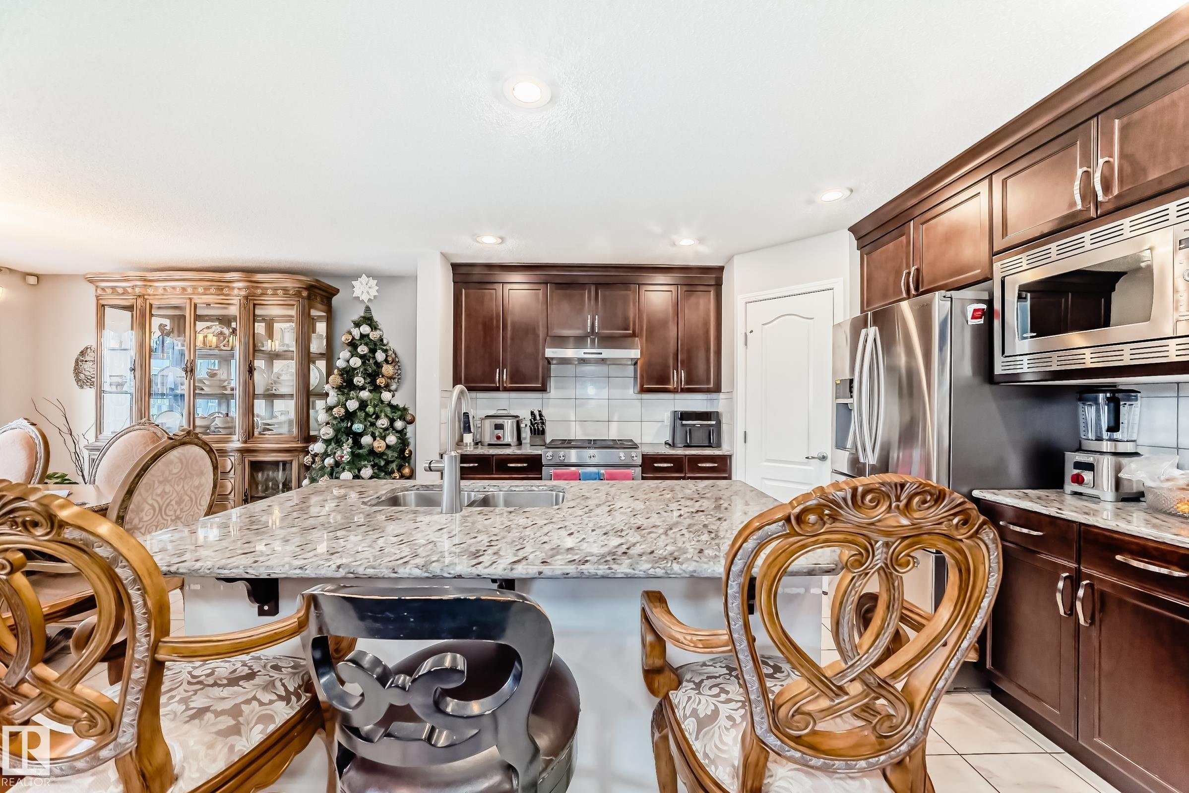 Photo 6 at 1704 158 Street SW, Glenridding Heights, Edmonton