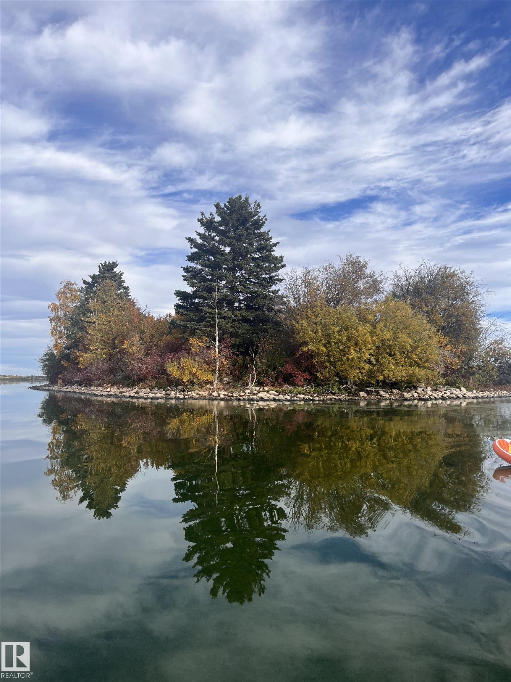 Photo 12 at 26 Pine Crescent, Silver Sands Estates, Rural Parkland County