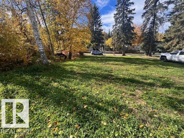 26 Pine Crescent, Silver Sands Estates, Rural Parkland County