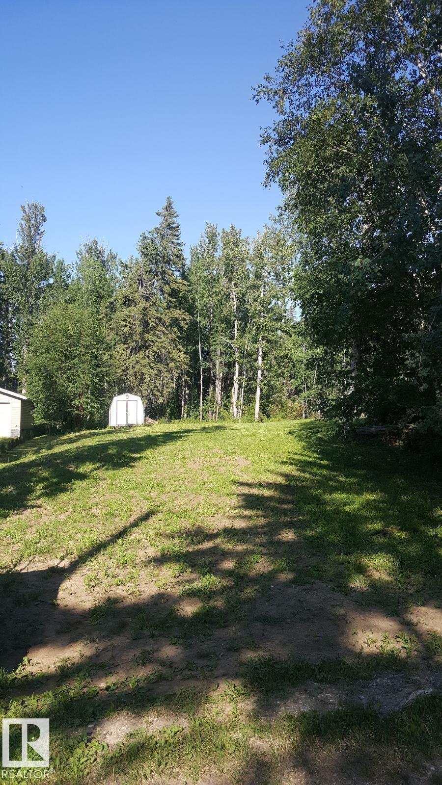 Photo 9 at 26 Pine Crescent, Silver Sands Estates, Rural Parkland County