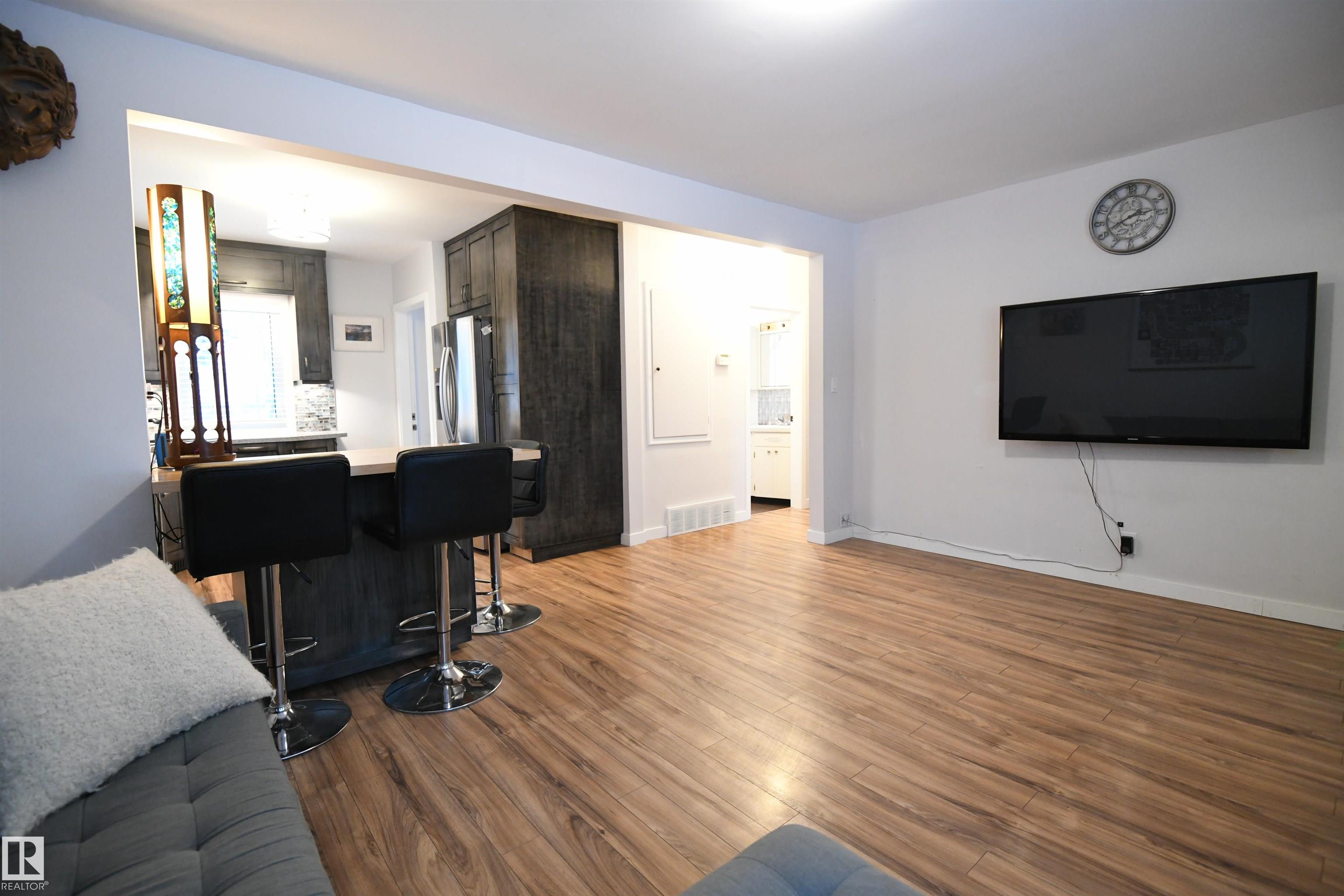 Picture for 11622 123 ST NW