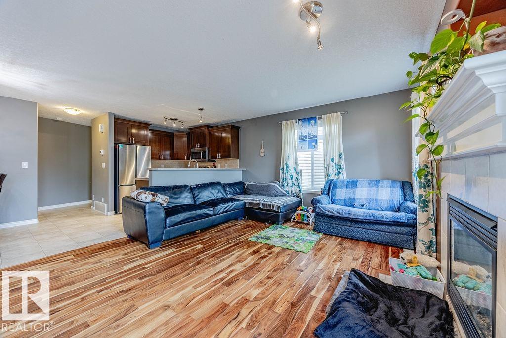 Photo 14 at 42 - 9511 102 Avenue, Morinville