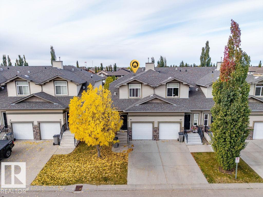 Photo 38 at 42 - 9511 102 Avenue, Morinville