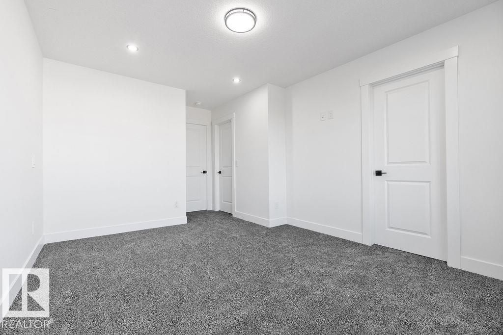 Photo 31 at 207 39 Avenue NW, Maple Crest, Edmonton