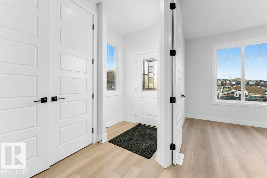 Picture for 22956 80 AV NW