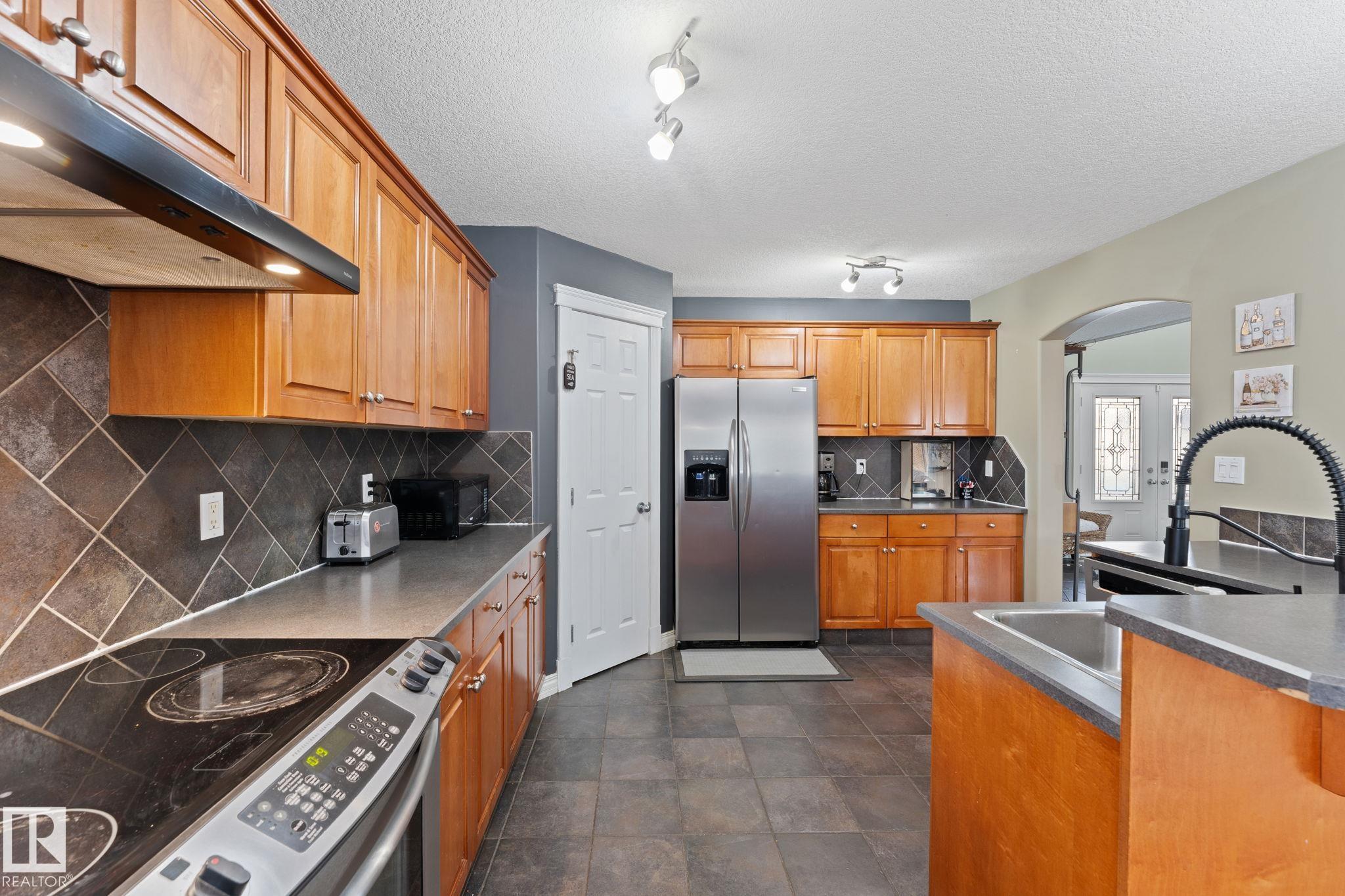 Photo 6 at 7907 96 Street, Morinville