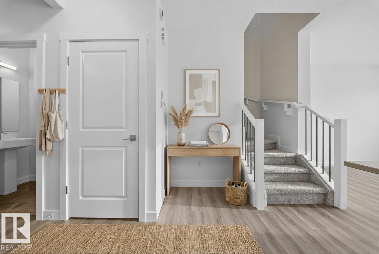 8515 181 Avenue NW, Klarvatten, Edmonton