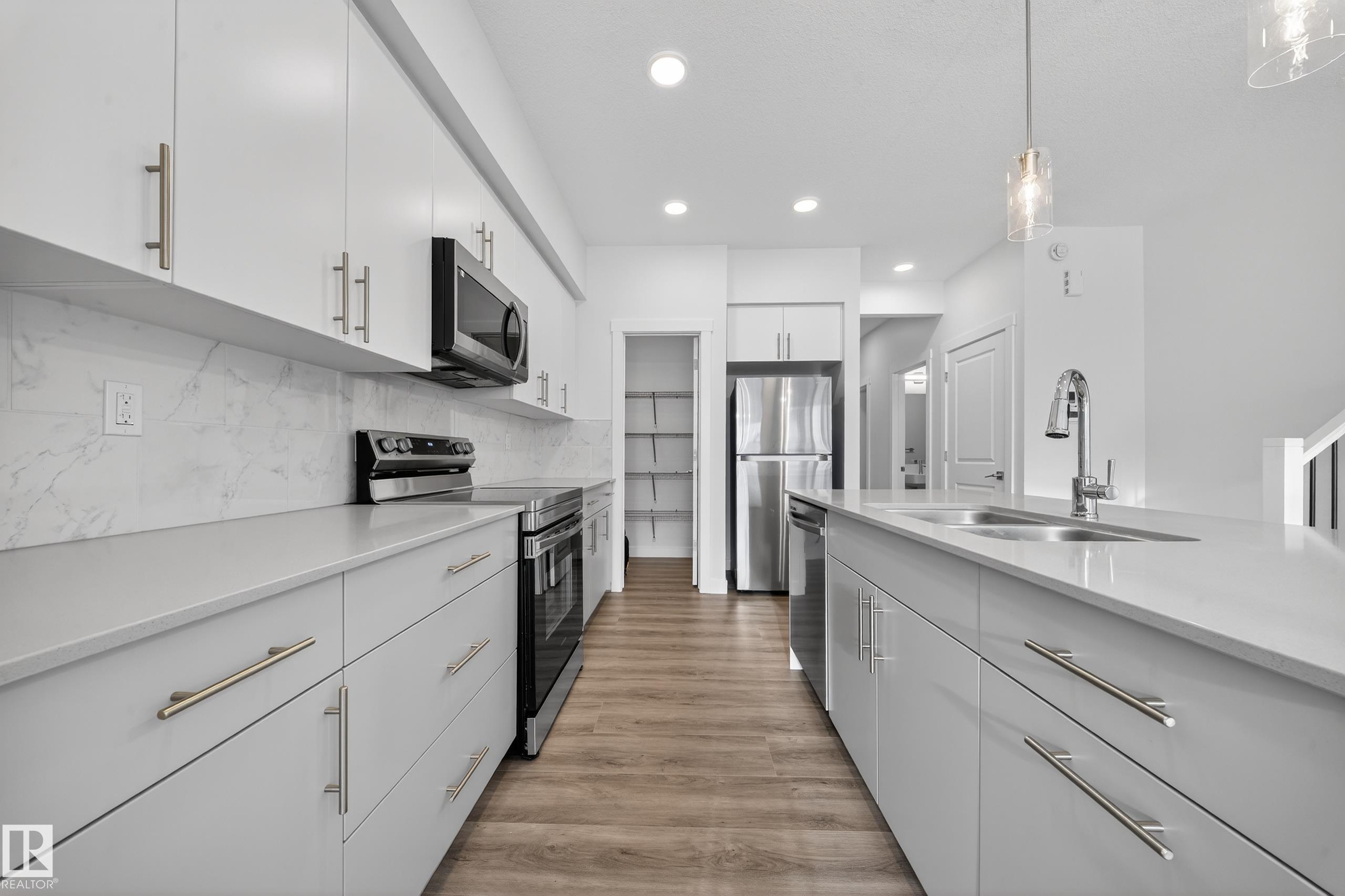 Photo 10 at 8515 181 Avenue NW, Klarvatten, Edmonton