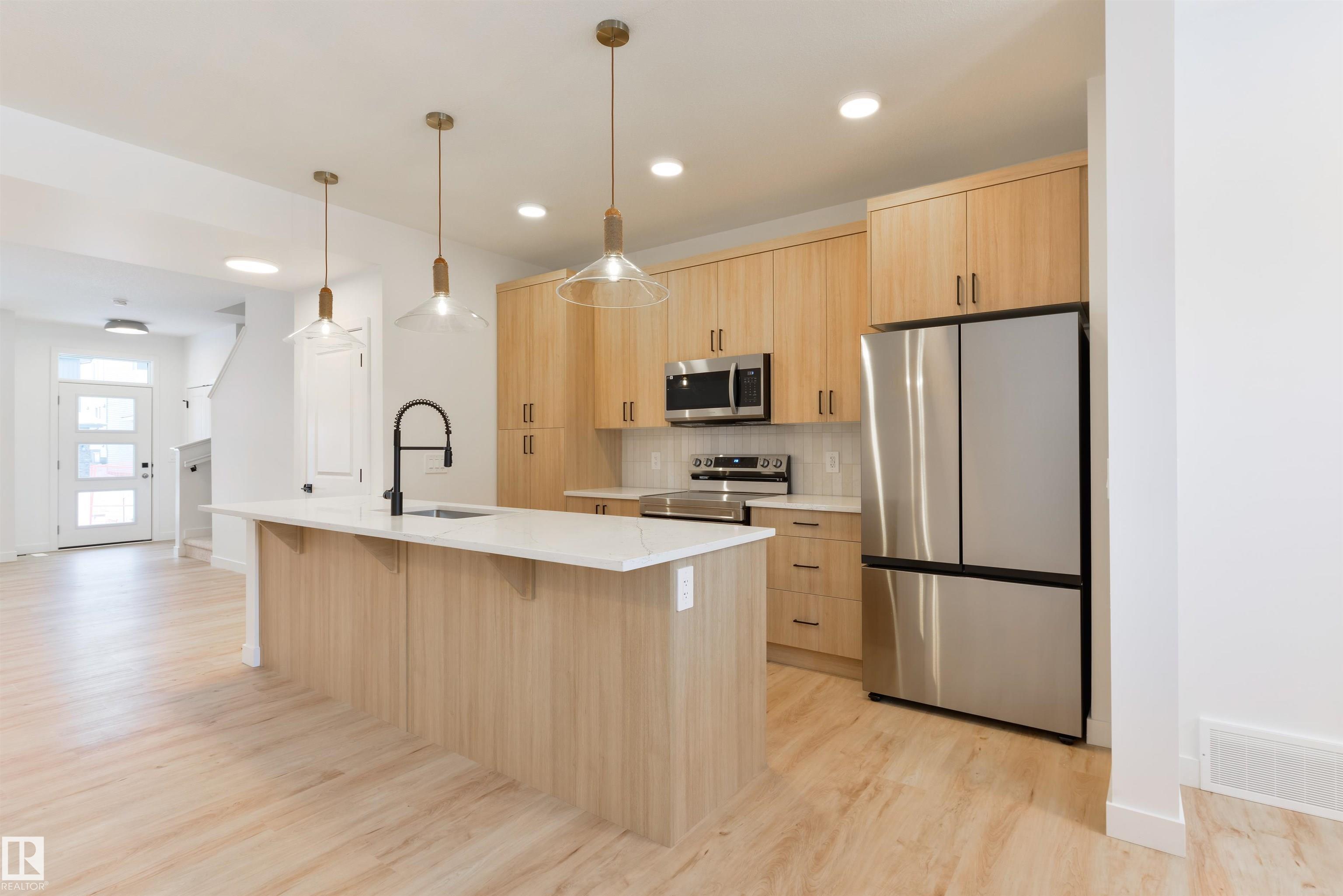 Photo 16 at 7 Cobblestone Gate, Copperhaven, Spruce Grove