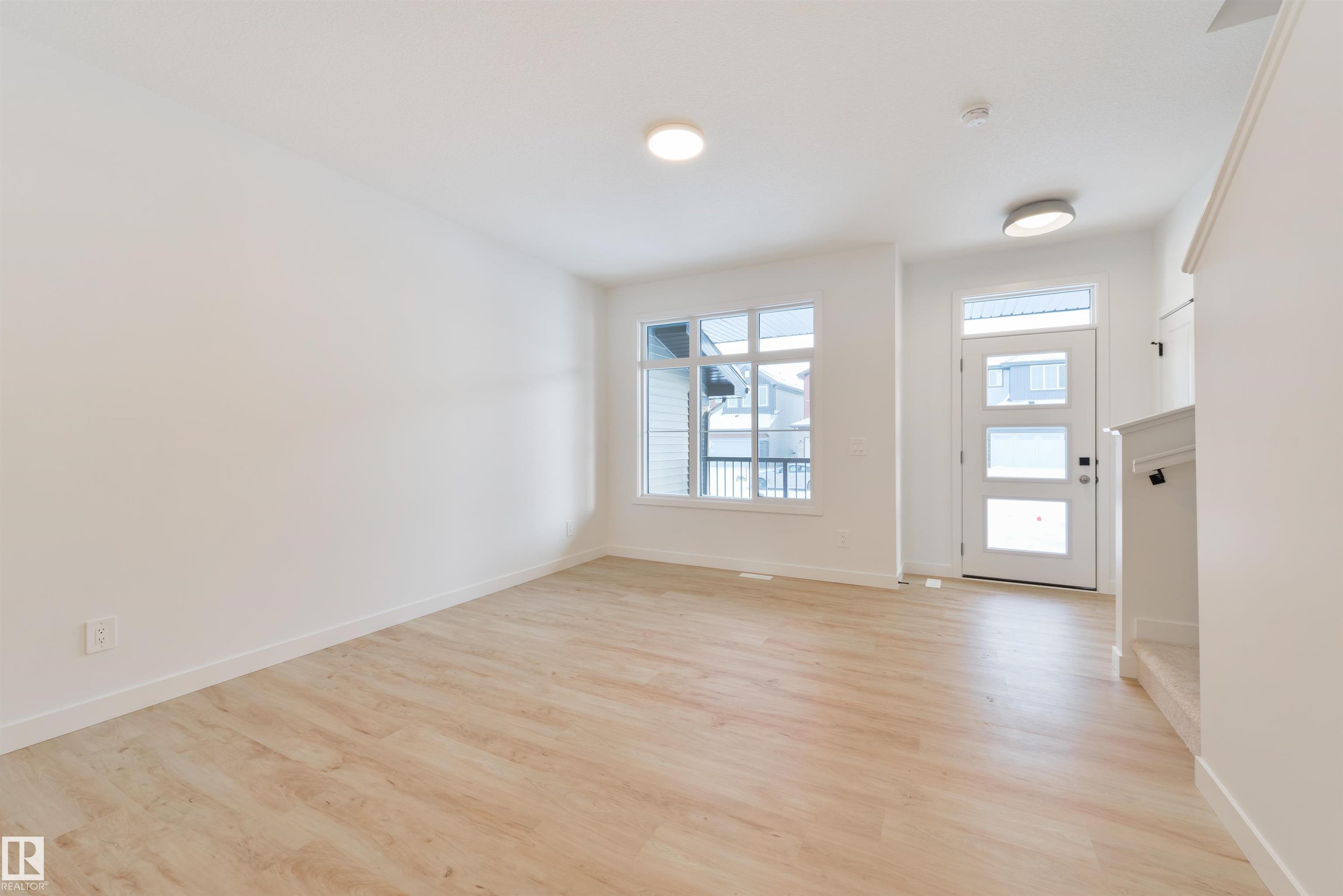 Photo 6 at 7 Cobblestone Gate, Copperhaven, Spruce Grove