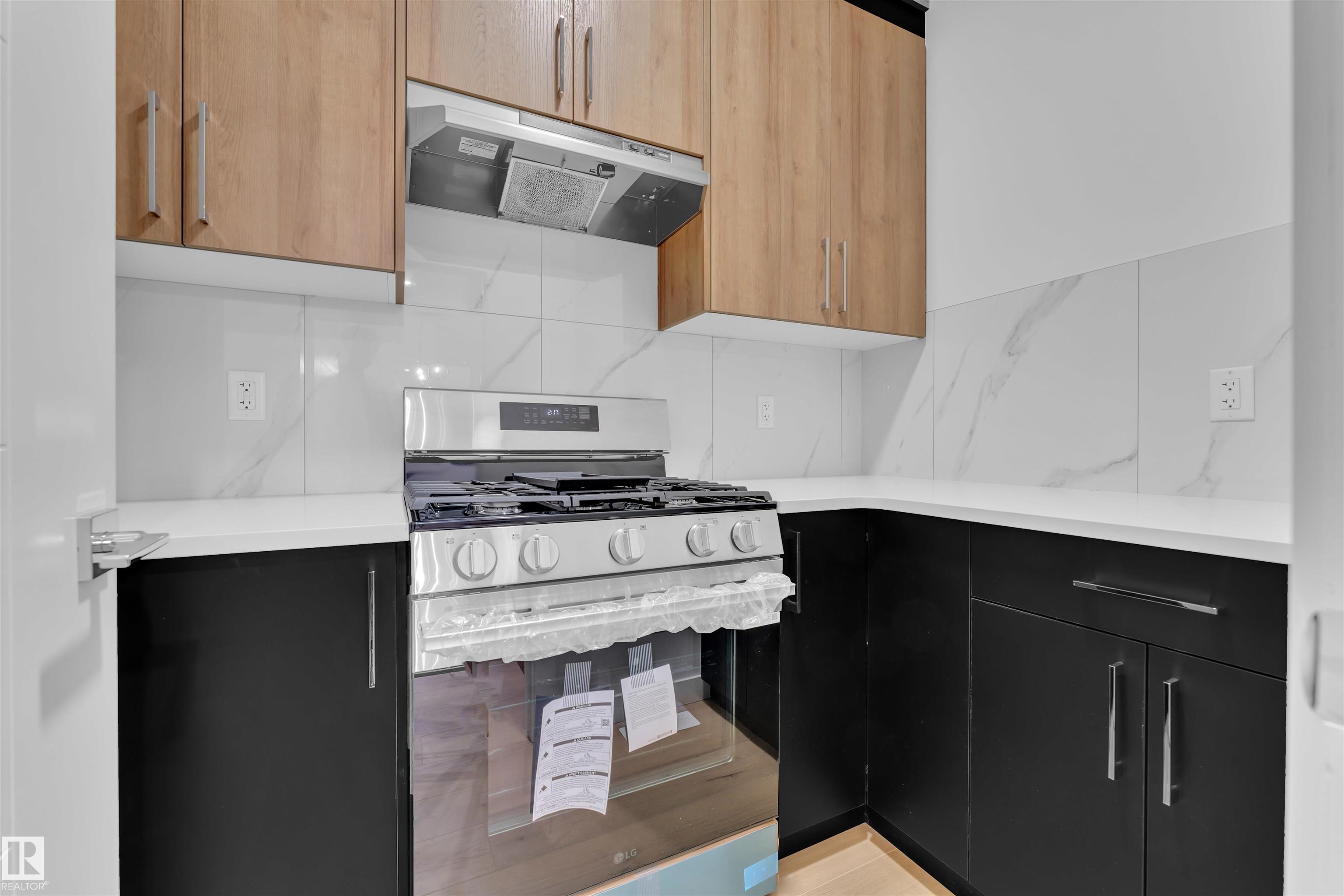 Photo 10 at 204 Crystal Creek Drive, Crystal Creek, Leduc