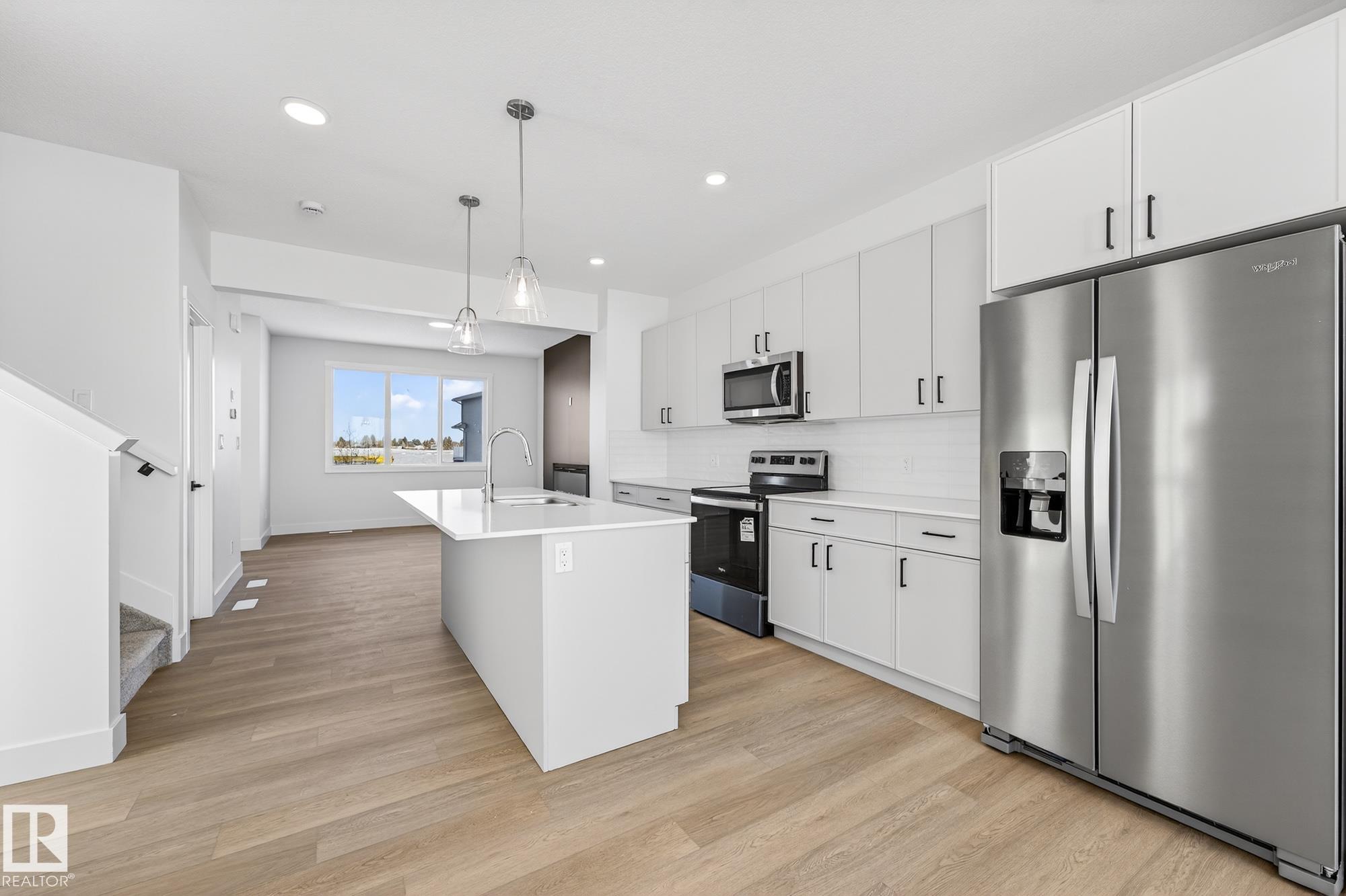 Photo 13 at 10241 92a Avenue, Morinville