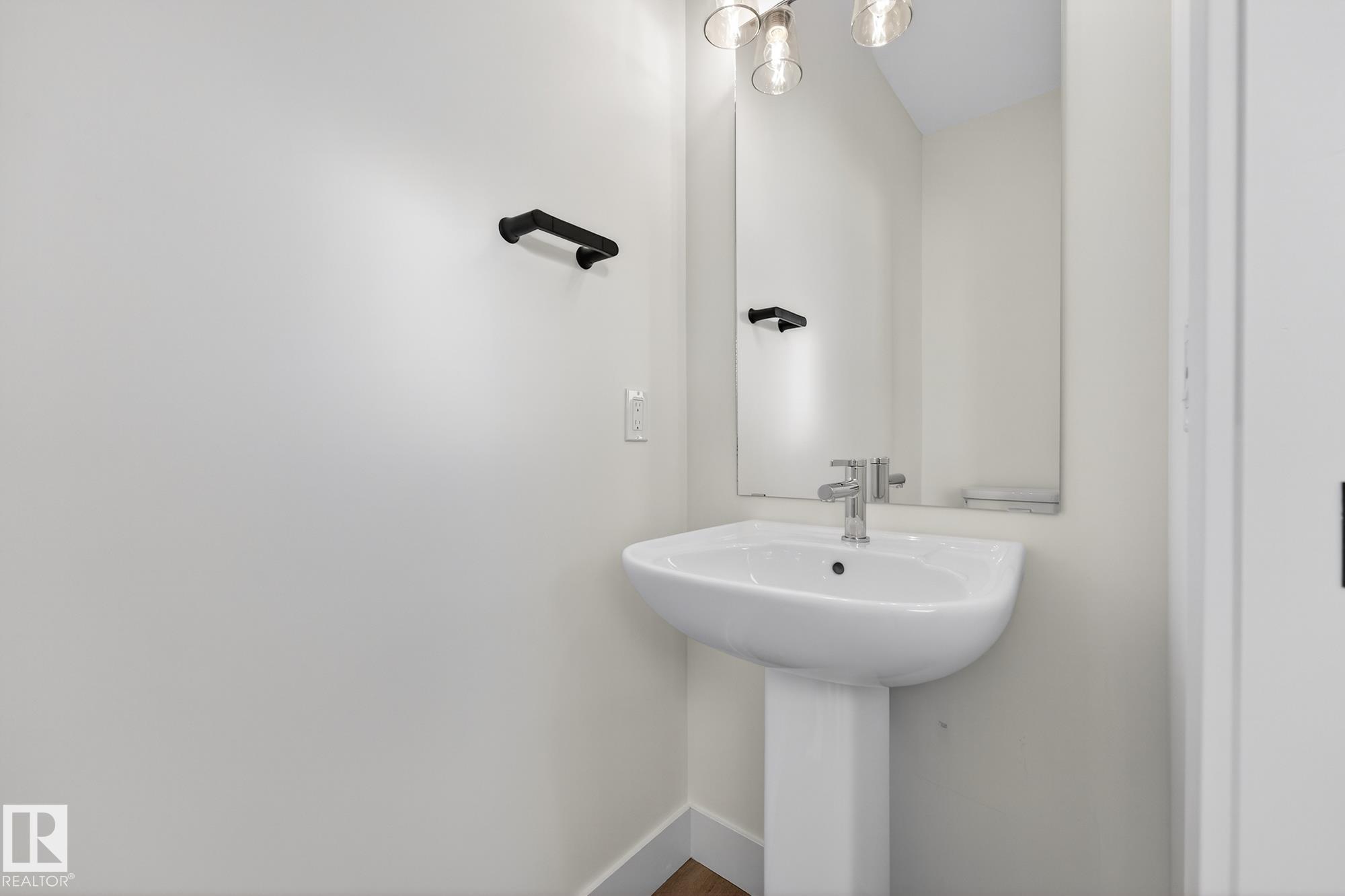 Photo 21 at 10241 92a Avenue, Morinville