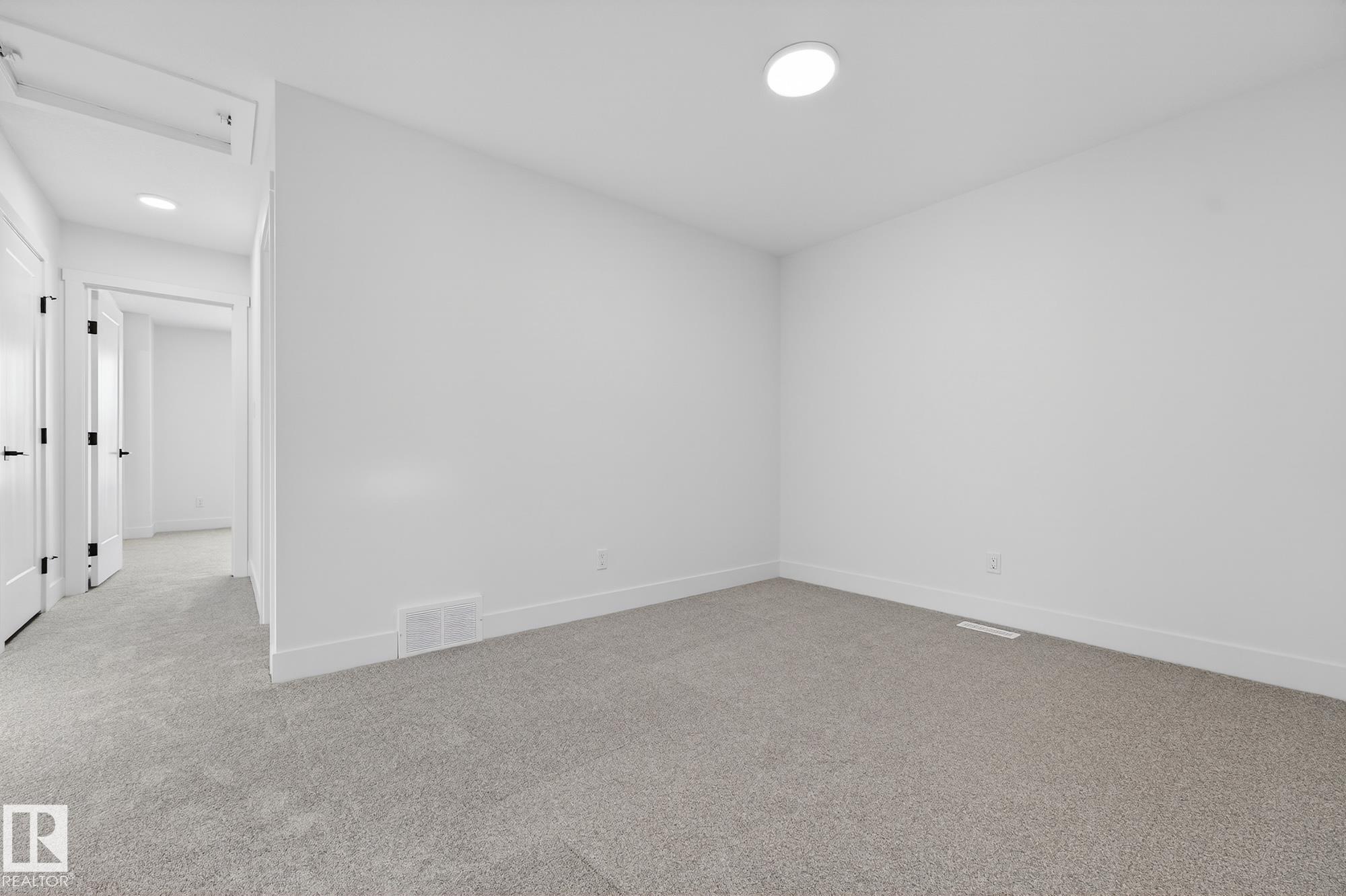 Photo 22 at 10241 92a Avenue, Morinville