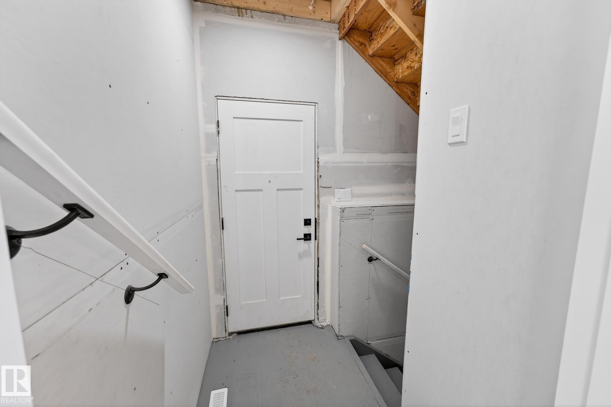 Photo 36 at 10241 92a Avenue, Morinville