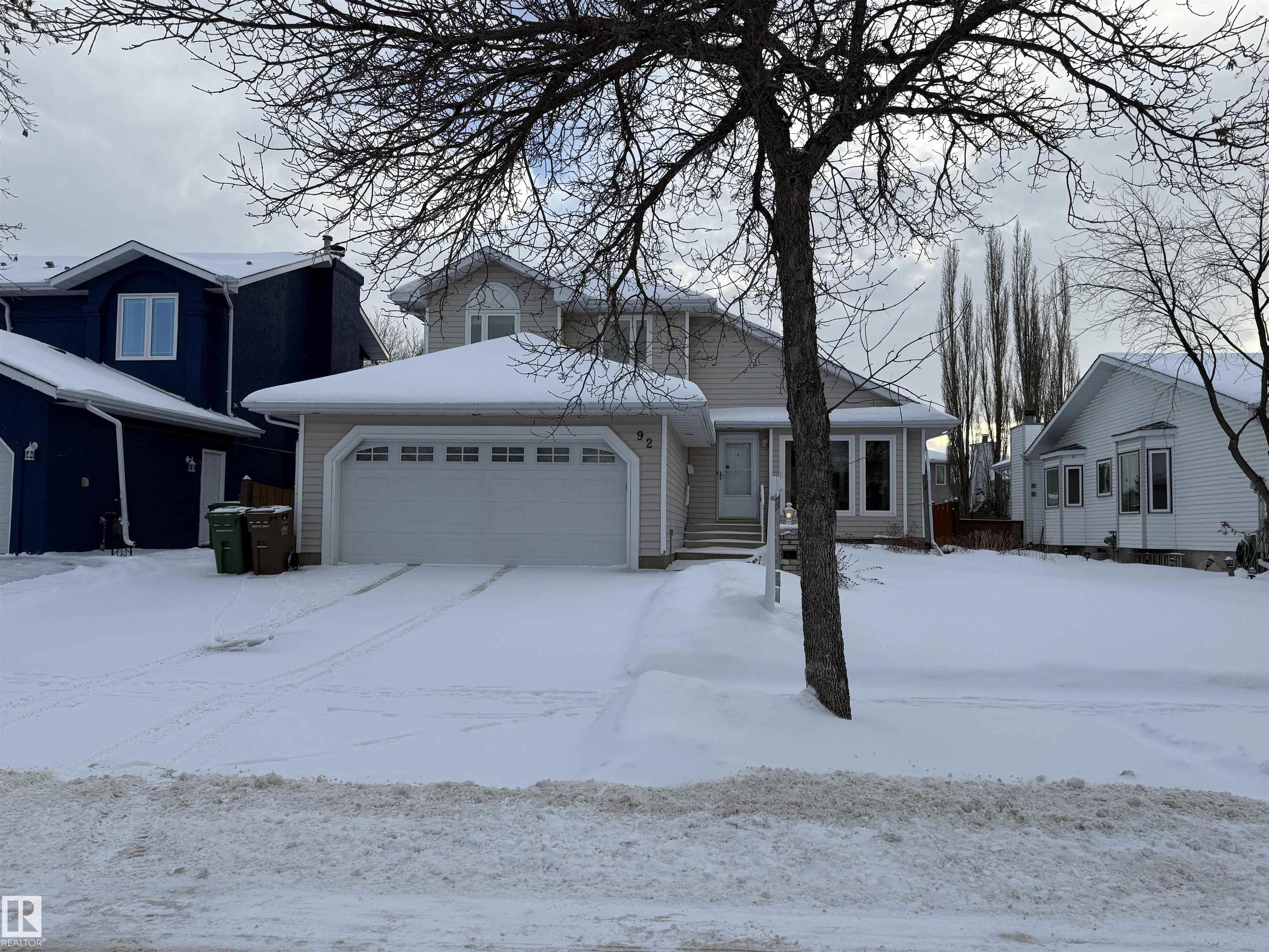92 Dufferin Street, Deer Ridge, St. Albert