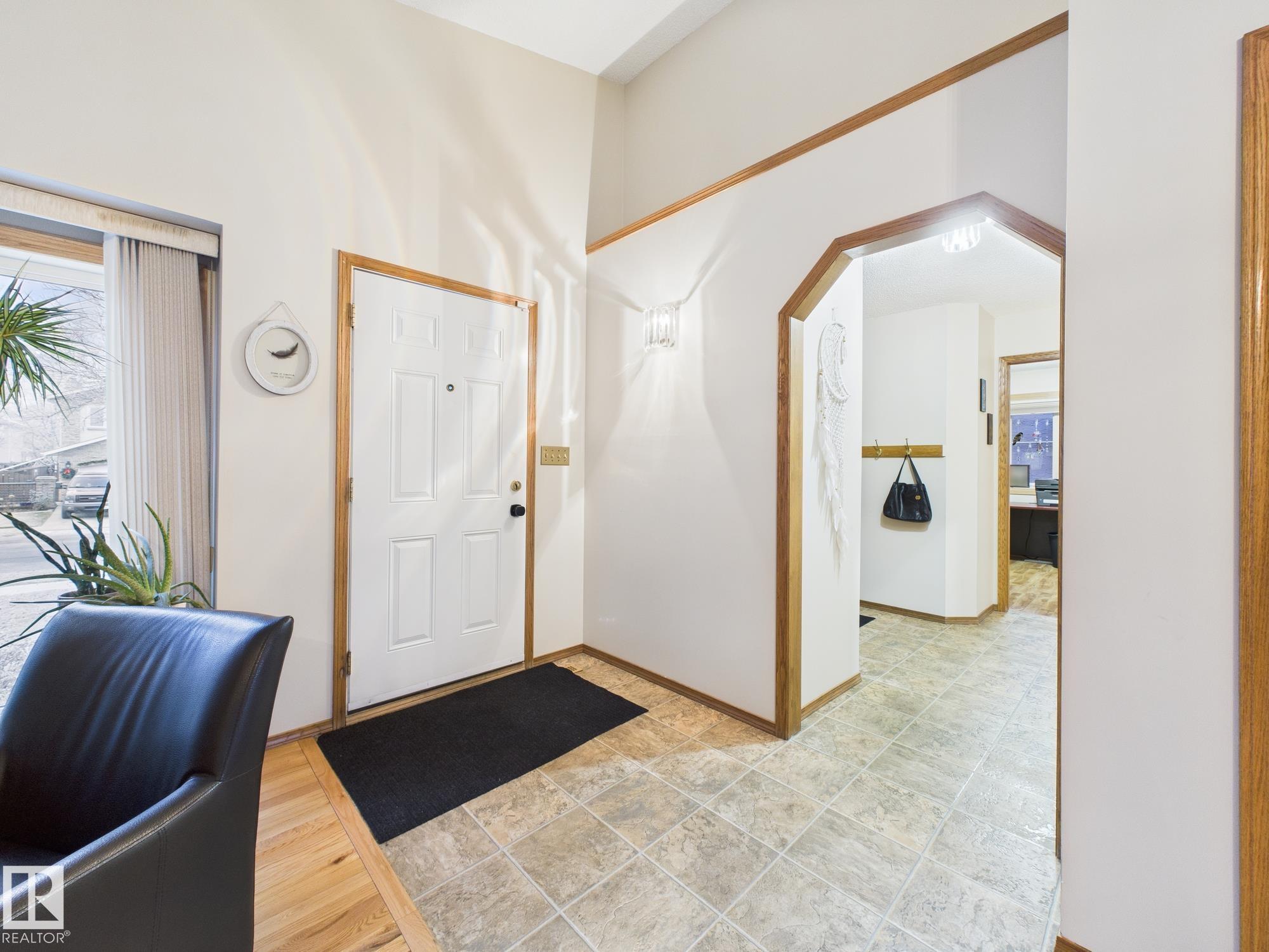 Photo 9 at 92 Dufferin Street, Deer Ridge, St. Albert