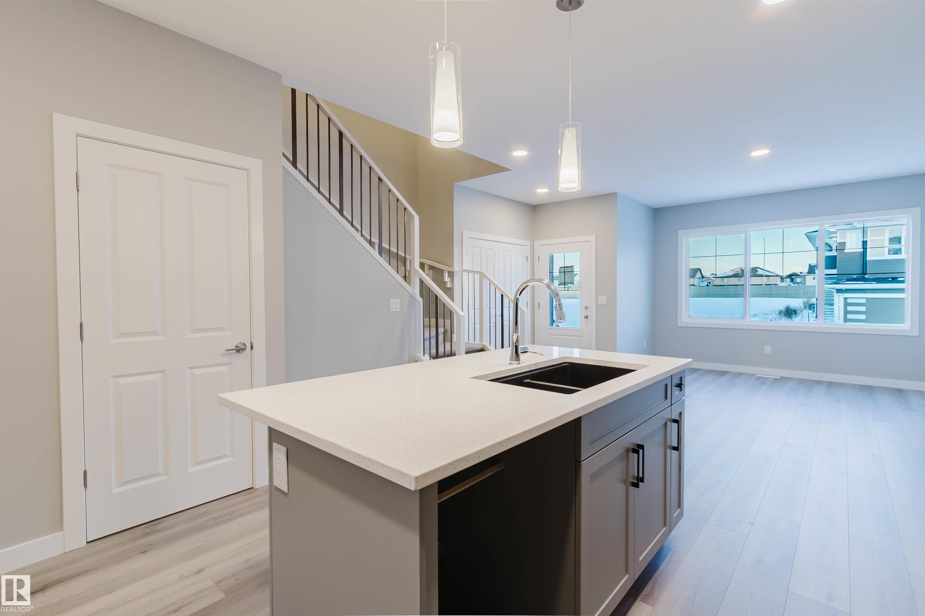 Photo 11 at 5418 69 Street, Elan, Beaumont