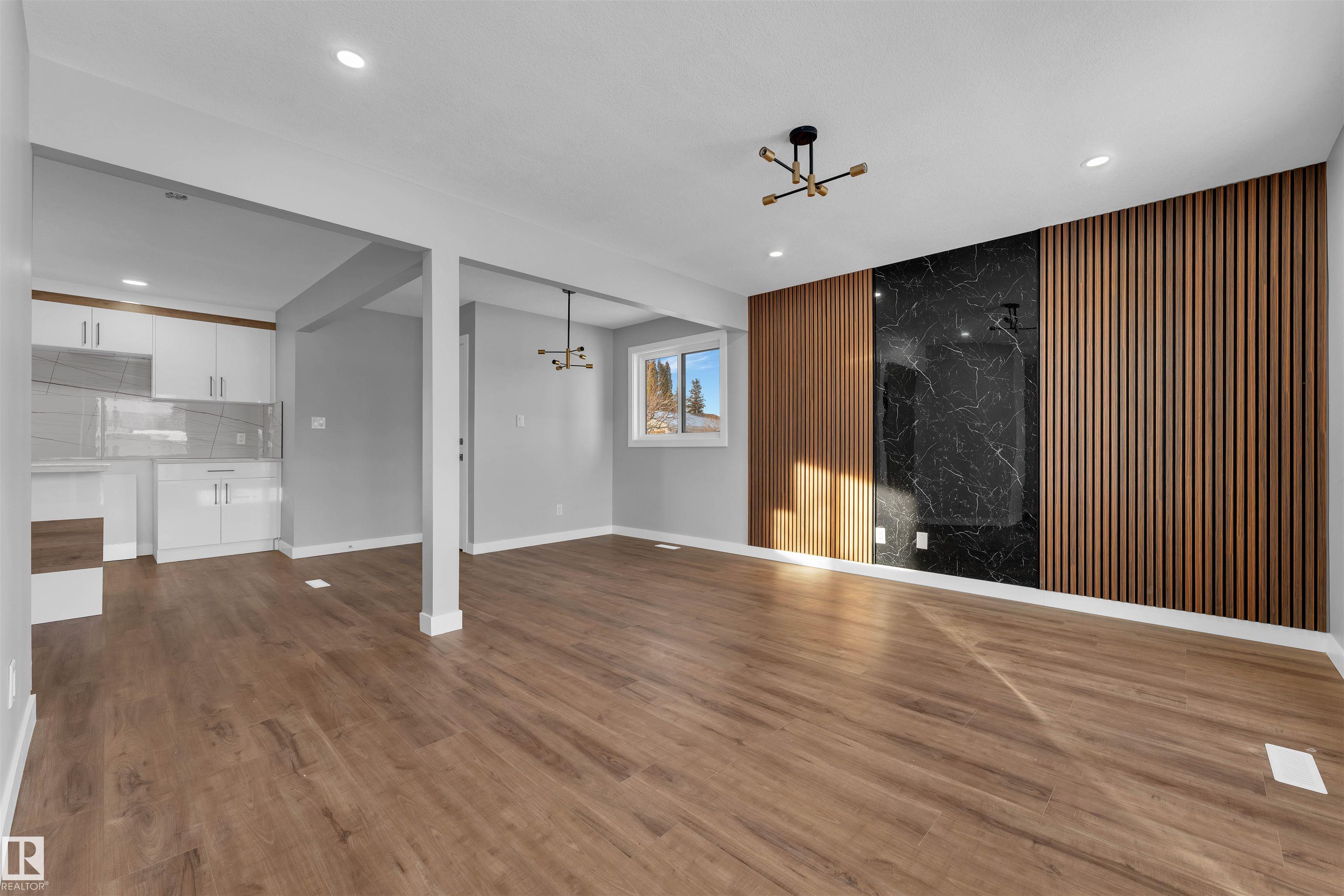 Picture for 4320 74 ST NW